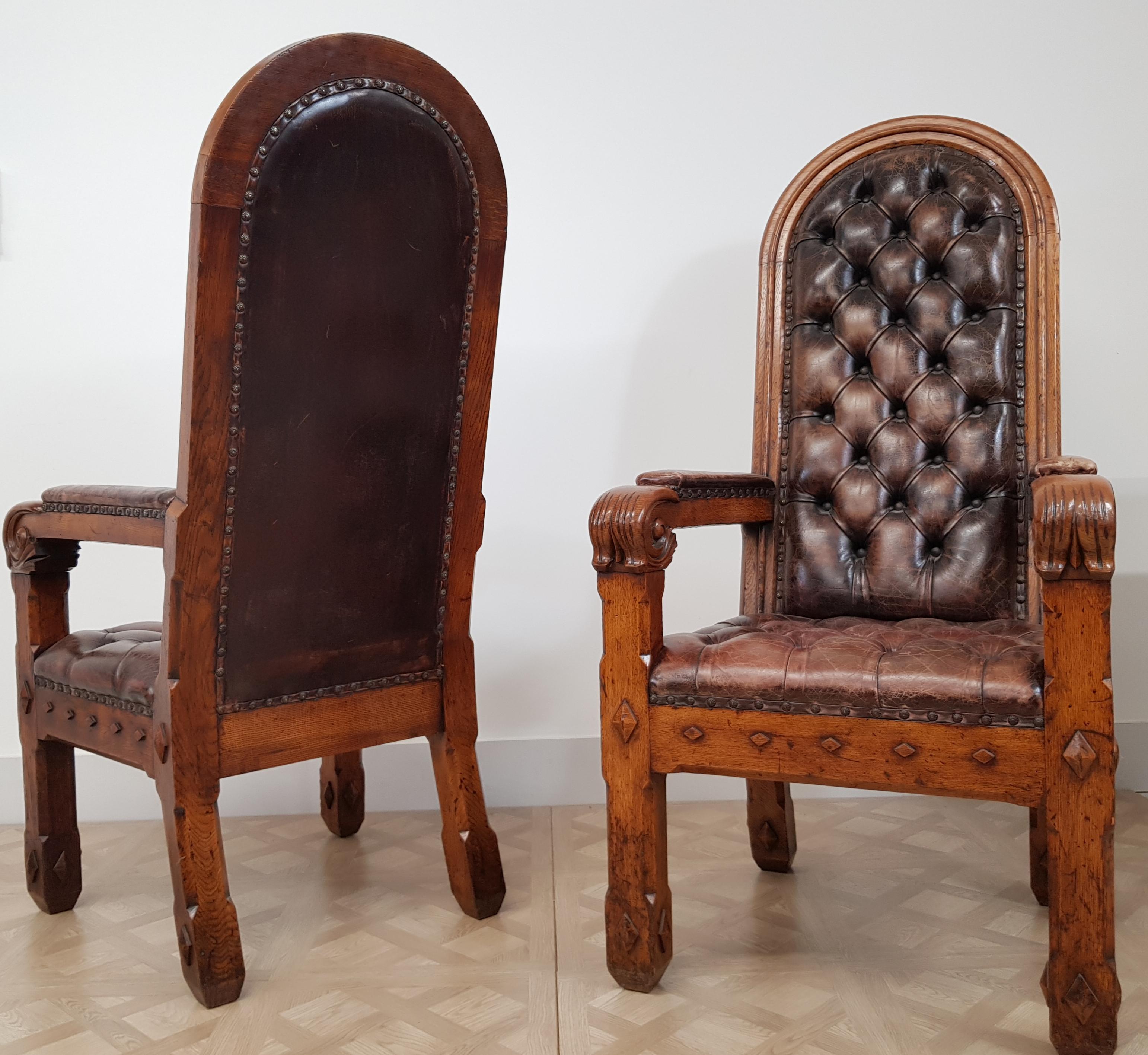 Paar Thronsessel / Sessel aus der Gotik des 19. im Angebot 6