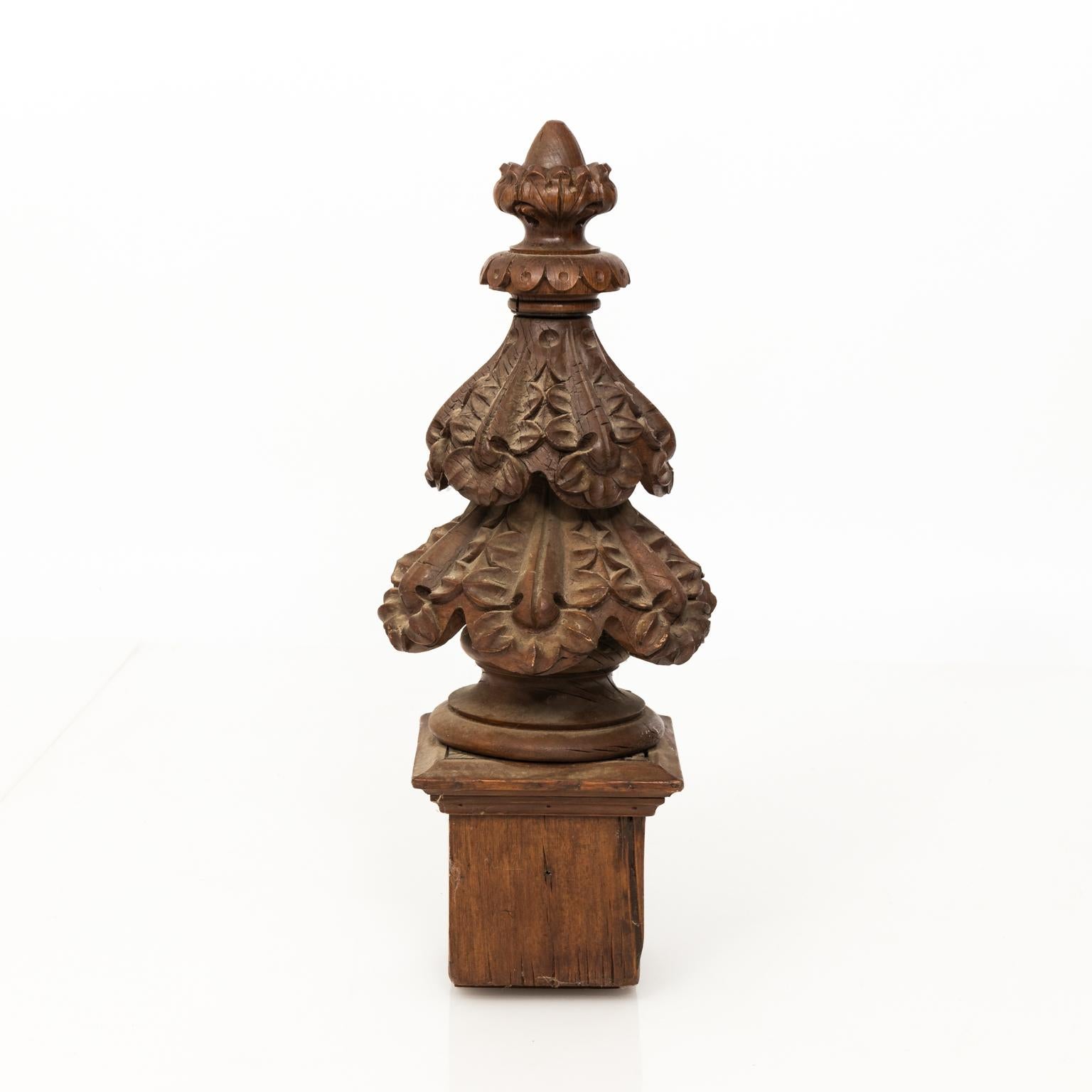 Pair of 19th Century Gothic Style Wood Carved Finials 1