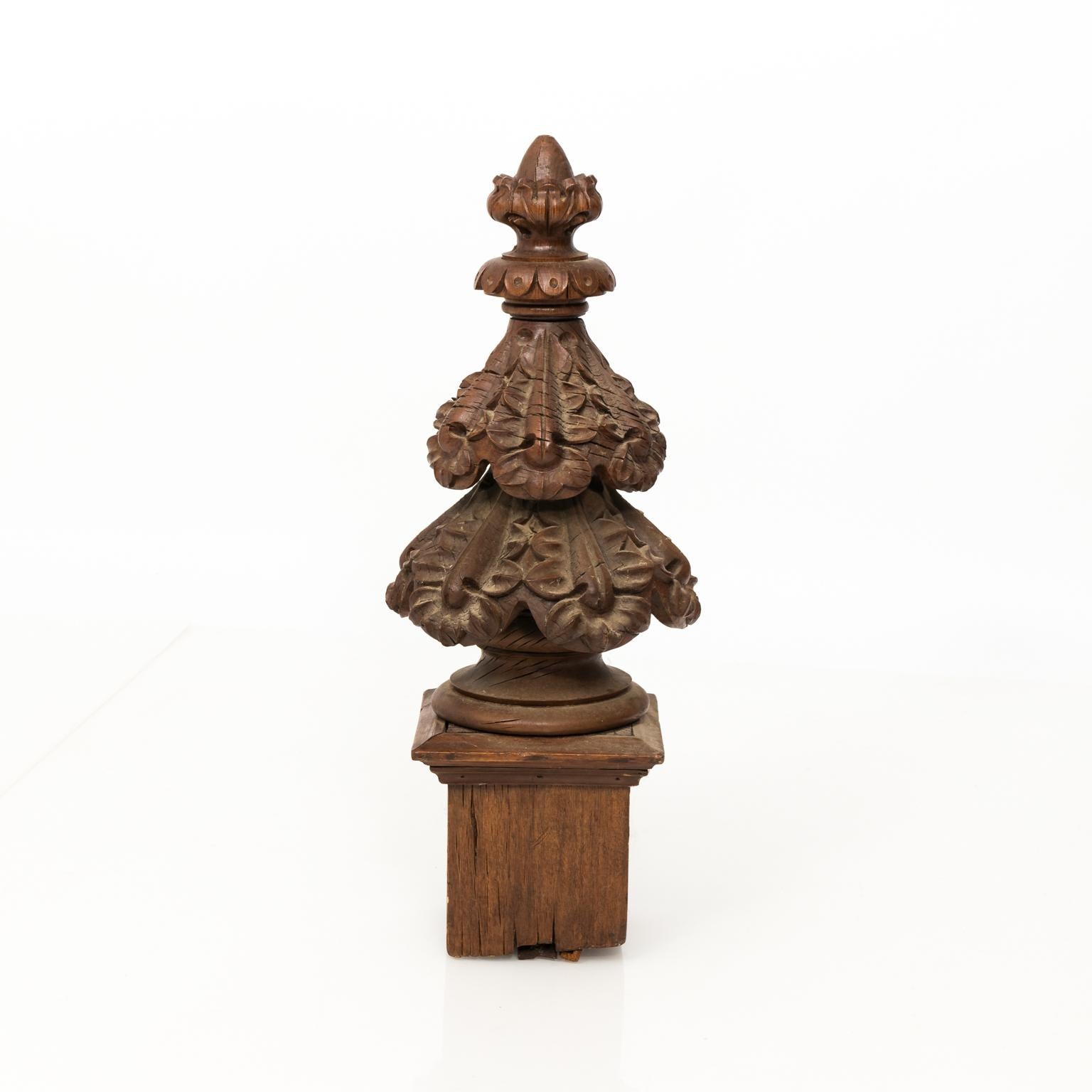 Pair of 19th Century Gothic Style Wood Carved Finials 2