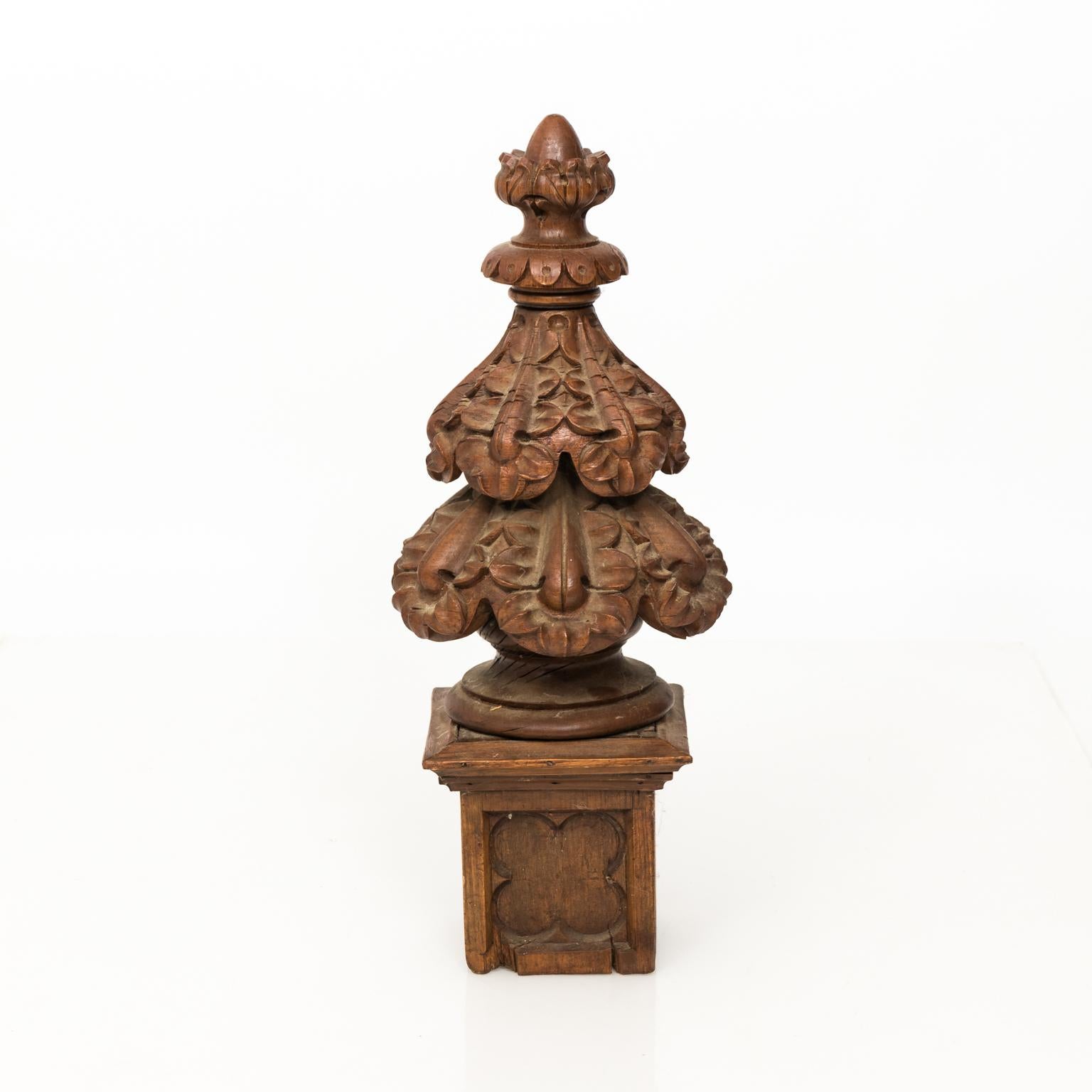 Pair of 19th Century Gothic Style Wood Carved Finials 3