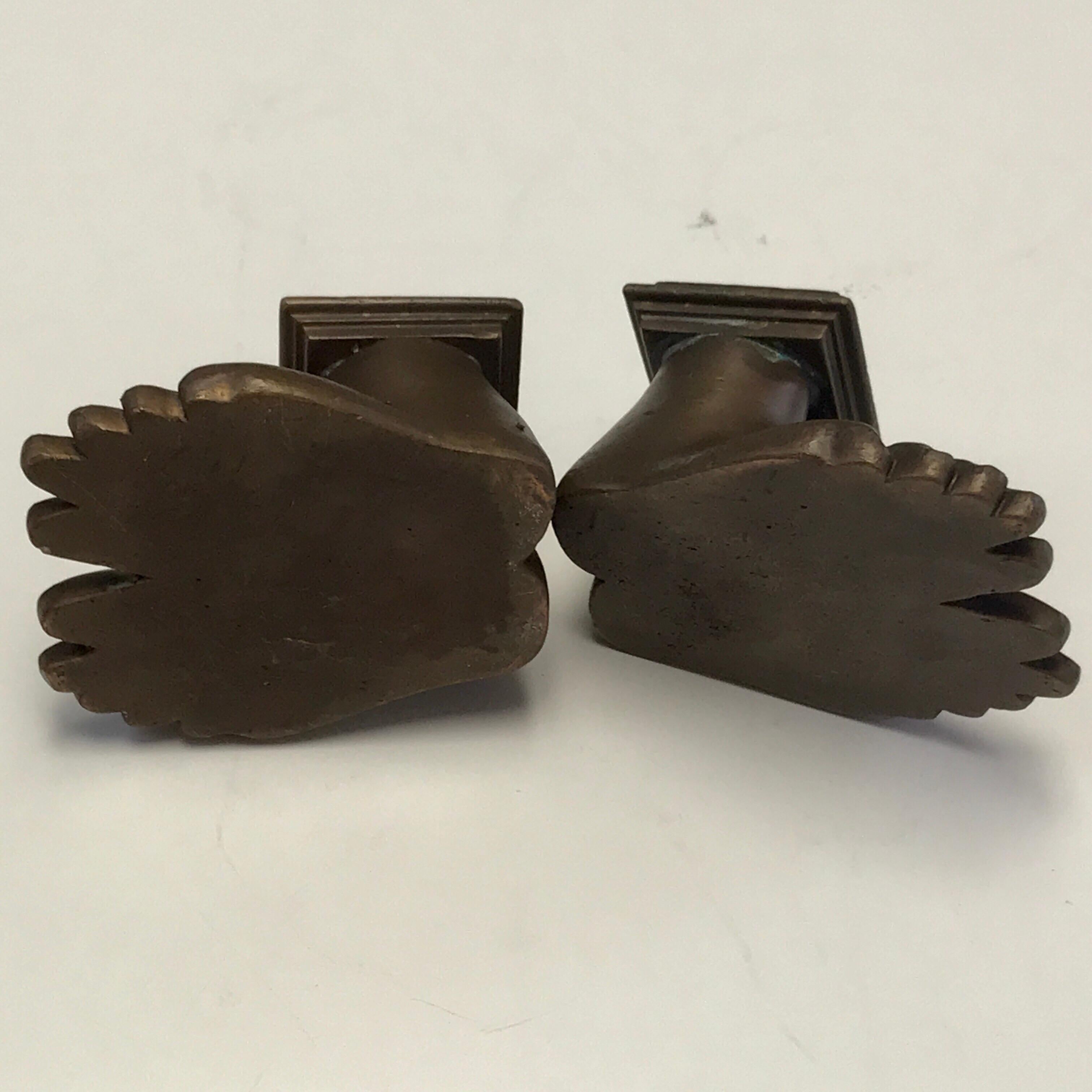 Pair of 19th Century Grand Tour Roman Feet Bronze Candlesticks For Sale 3