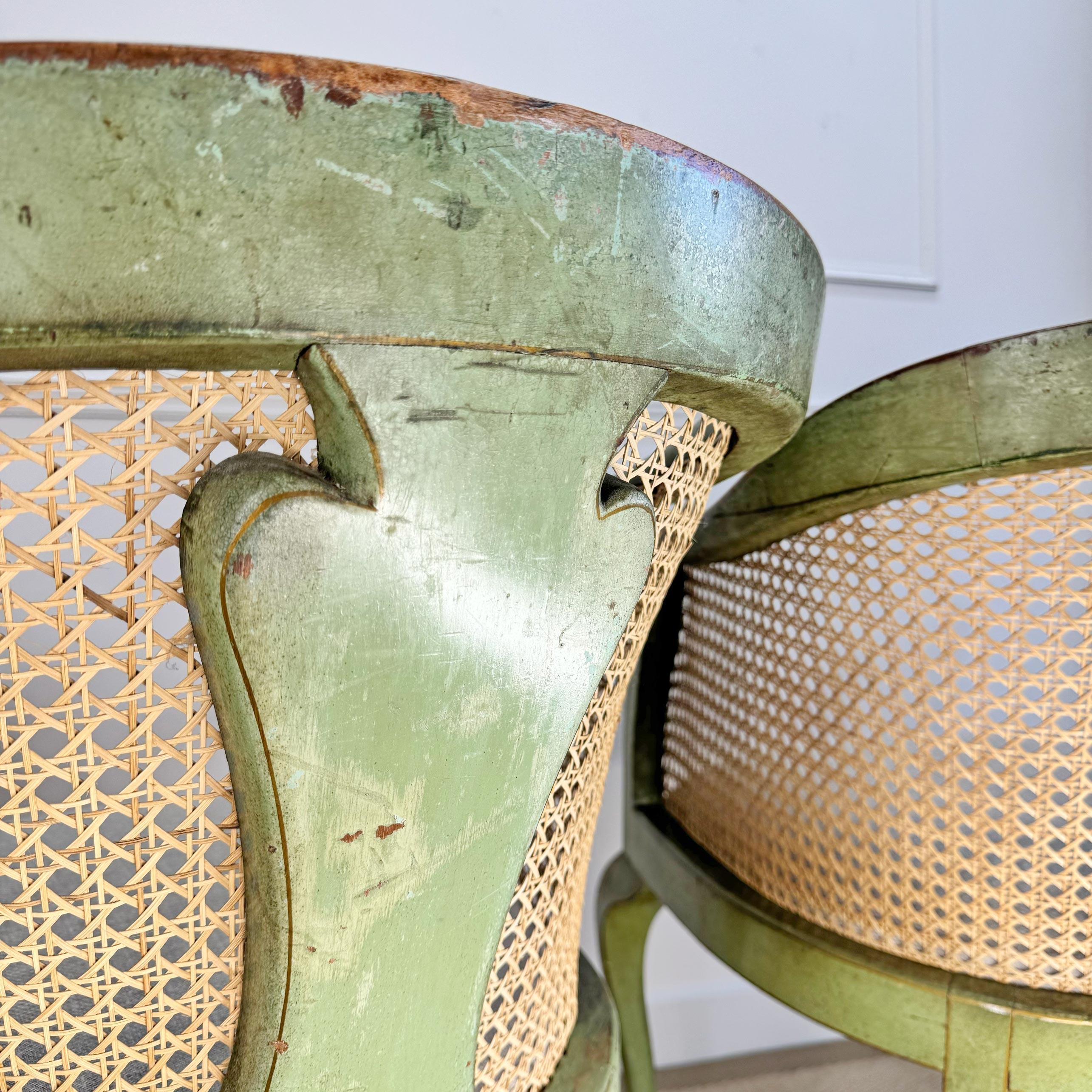 Zwei grüne Queen Anne Bergere Stühle aus dem 19. Jahrhundert im Chinoiserie-Stil im Angebot 9