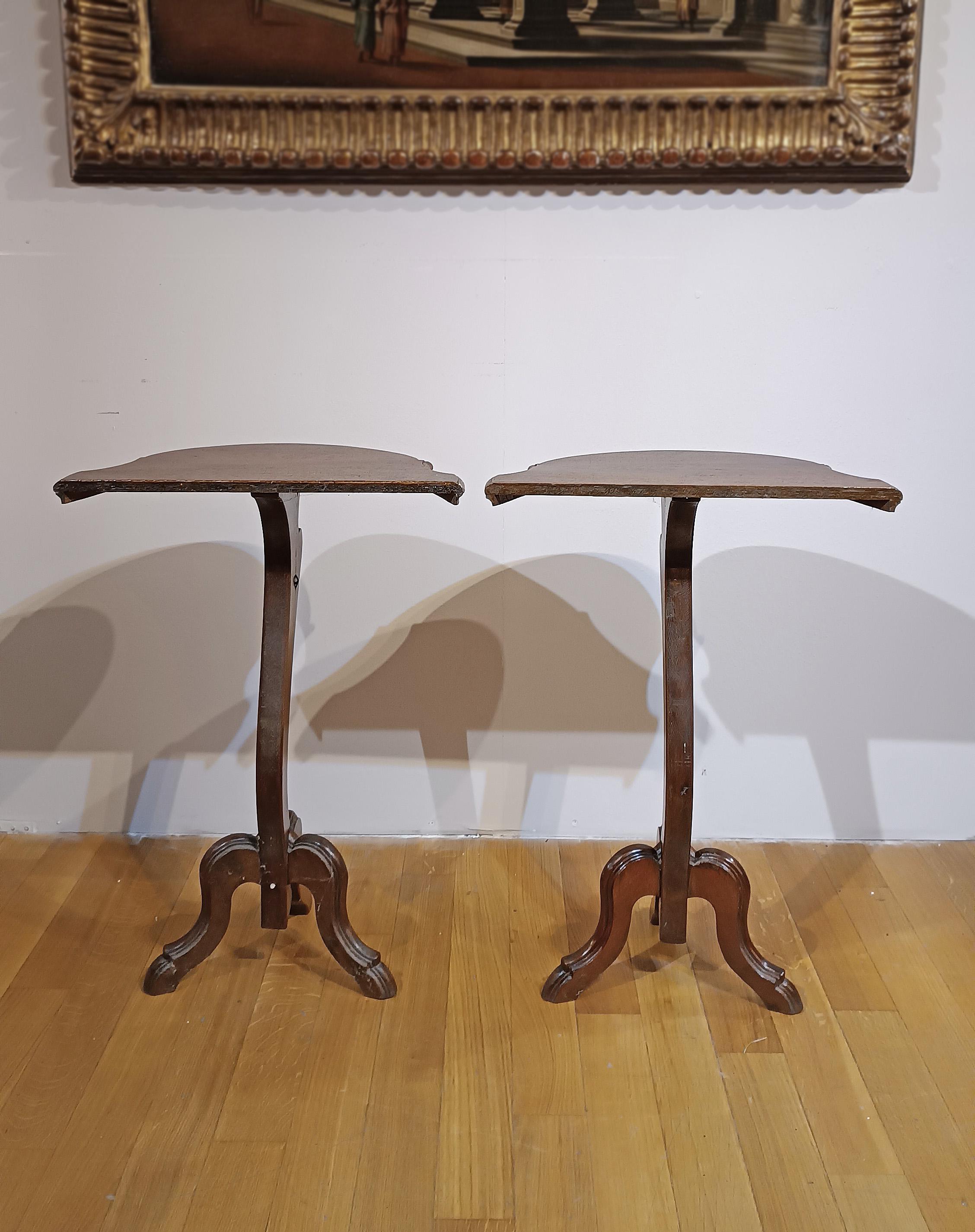 Louis XV PAIRE DE TABLETTES DE CONSOLE GUERIDON DU 19e SIÈCLE en vente