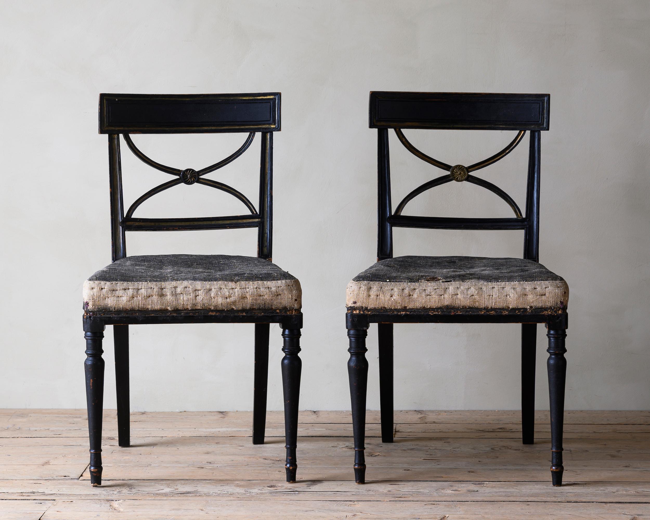 XIXe siècle Paire de chaises gustaviennes du 19e siècle en vente