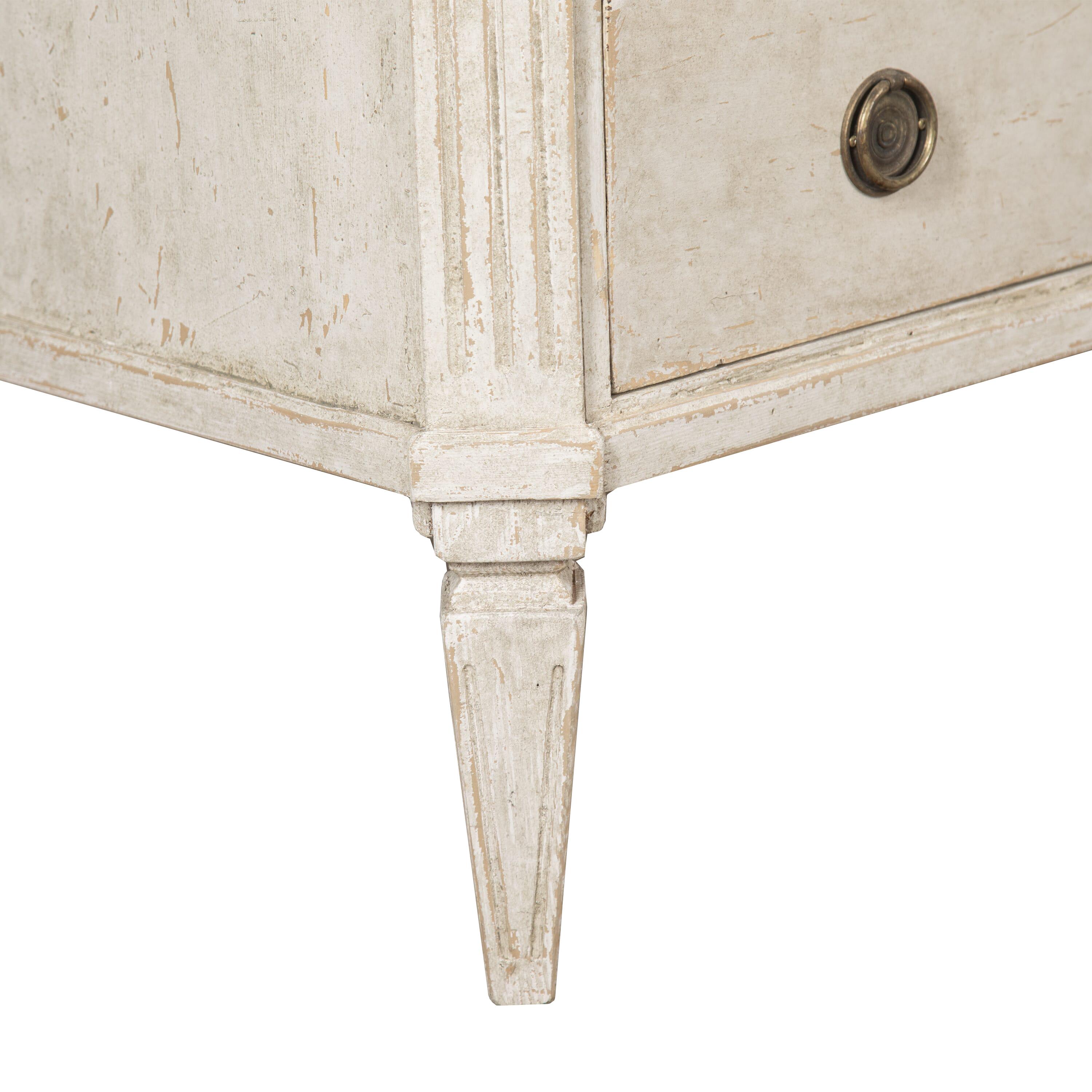 Wood Pair of 19th Century Gustavian Style Commodes