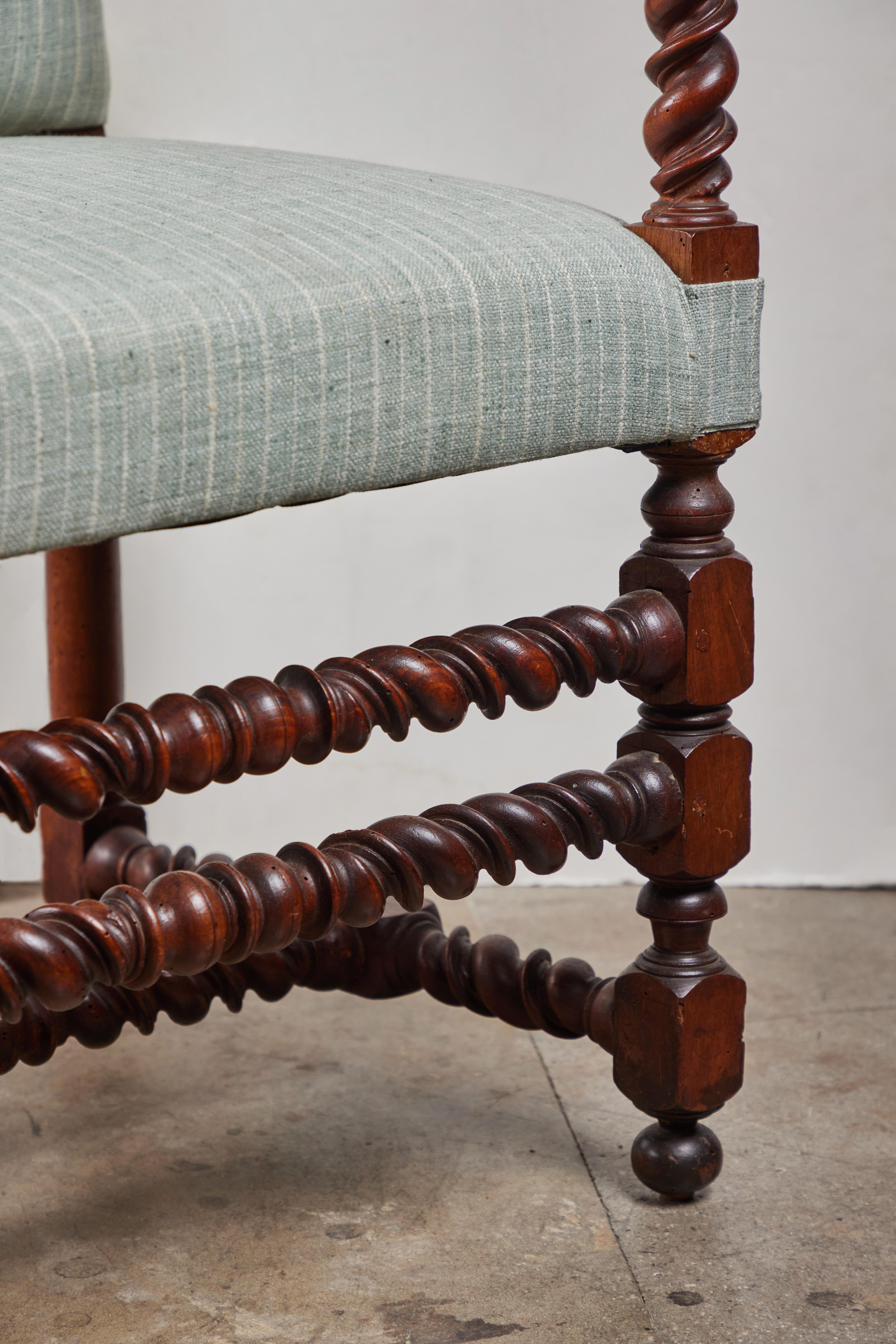 Hand-Carved Pair of 19th Century Hall Chairs For Sale