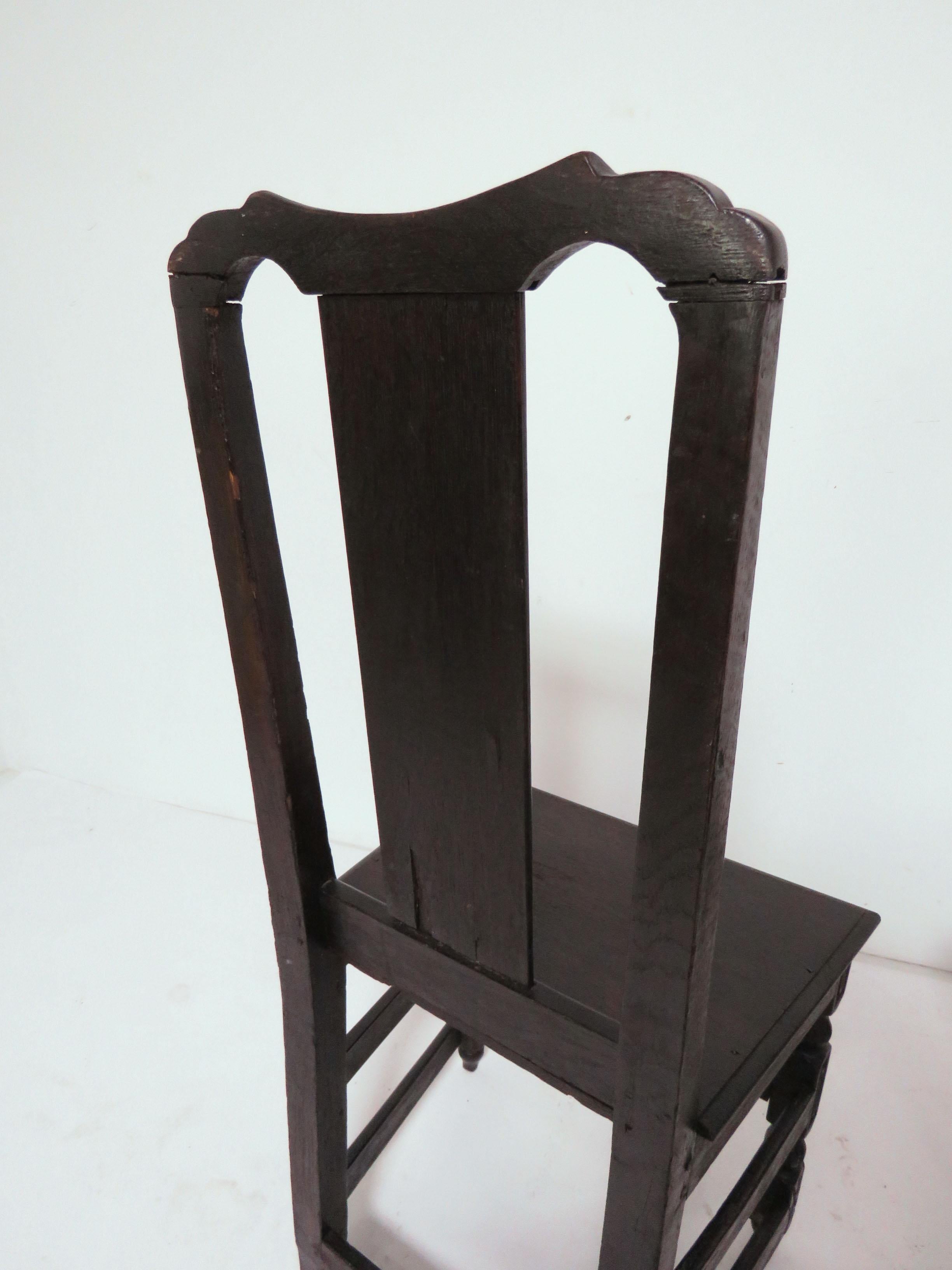 Pair of 19th Century Hand Carved Flemish Side Chairs For Sale 6