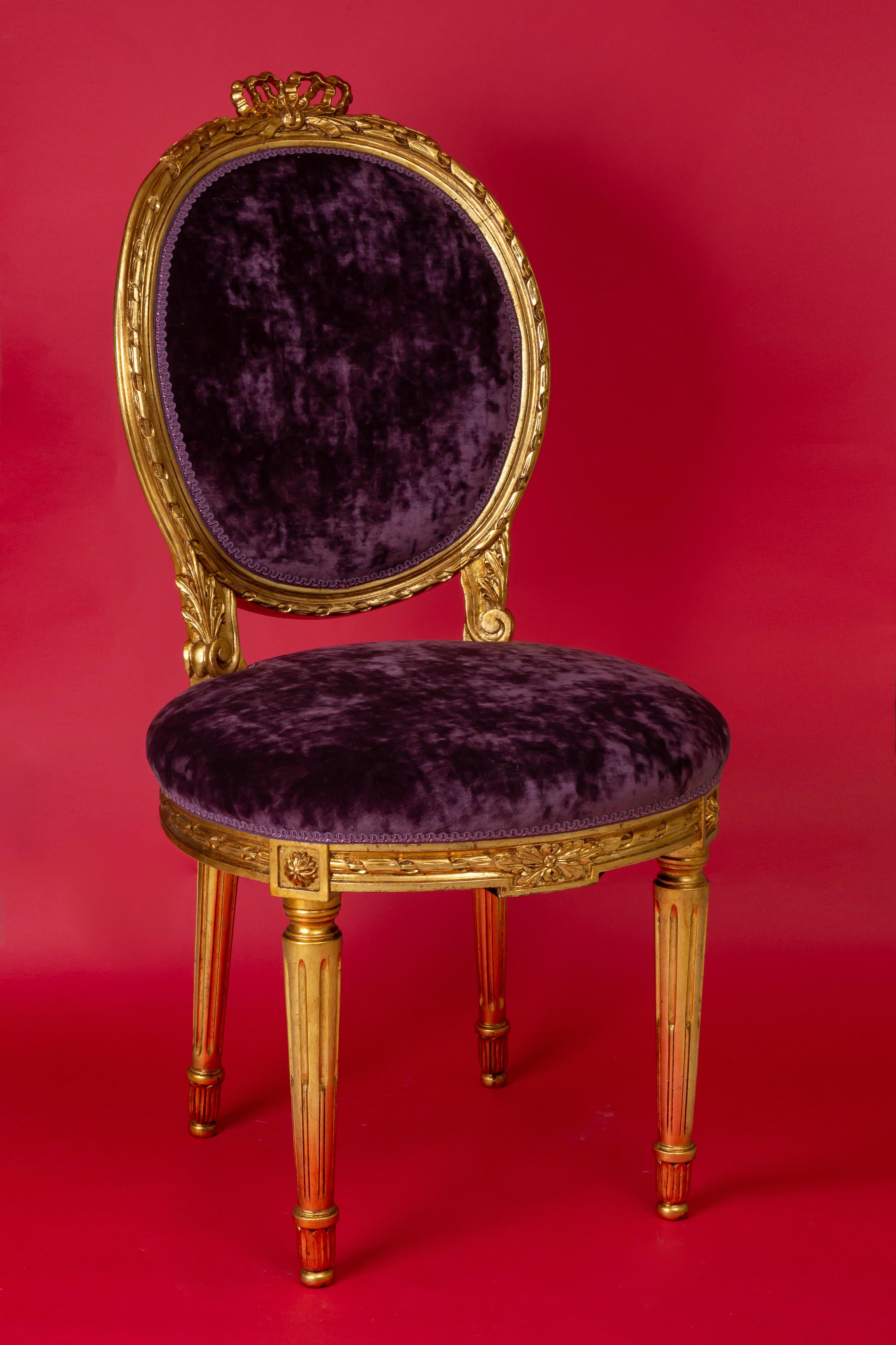 18th Century and Earlier Pair of 19th Century Hand Carved with elegant Purple Velvet Chairs French Style