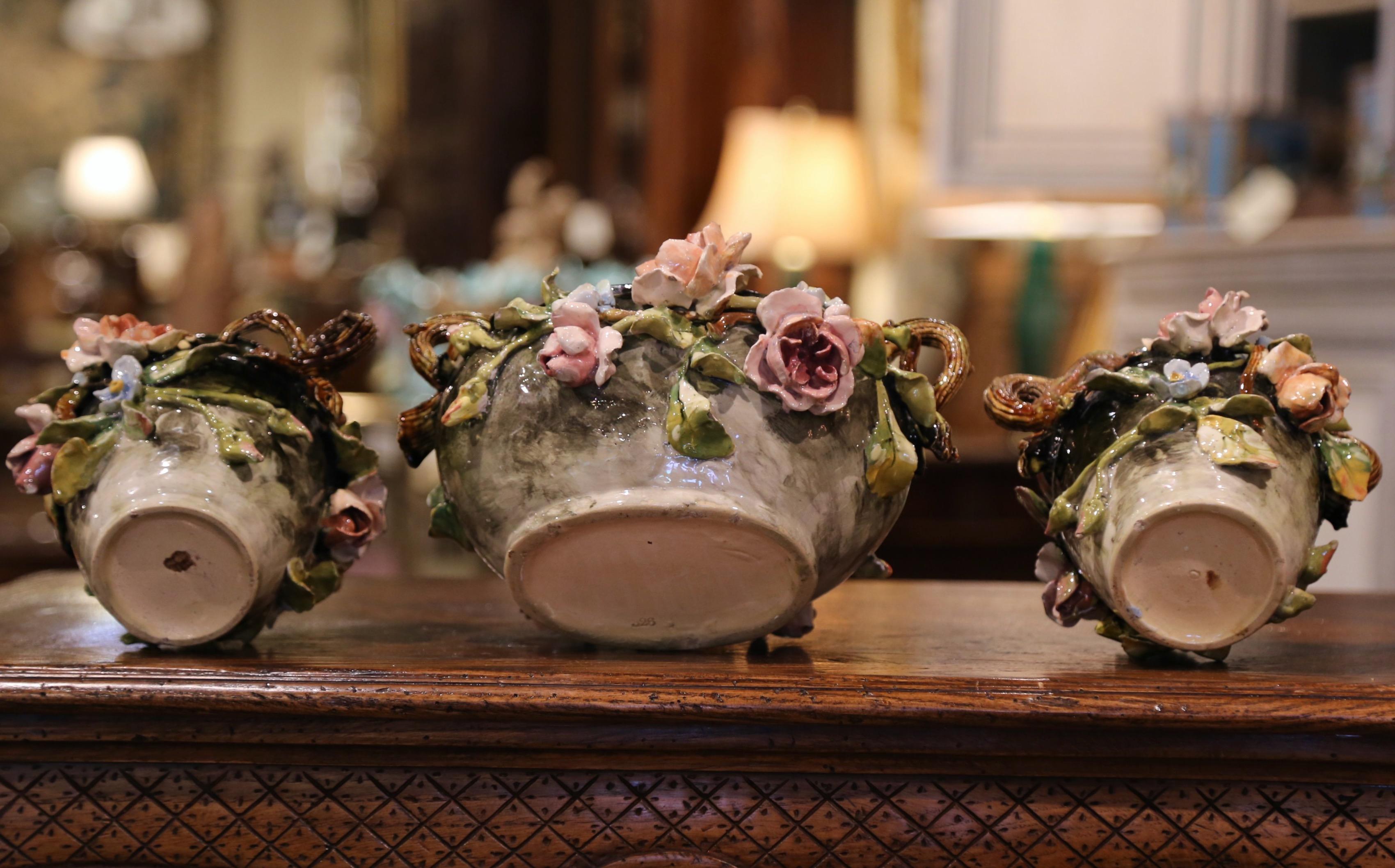 Pair of 19th Century Hand Painted Barbotine Ceramic Vases & Matching Cache-Pot For Sale 4