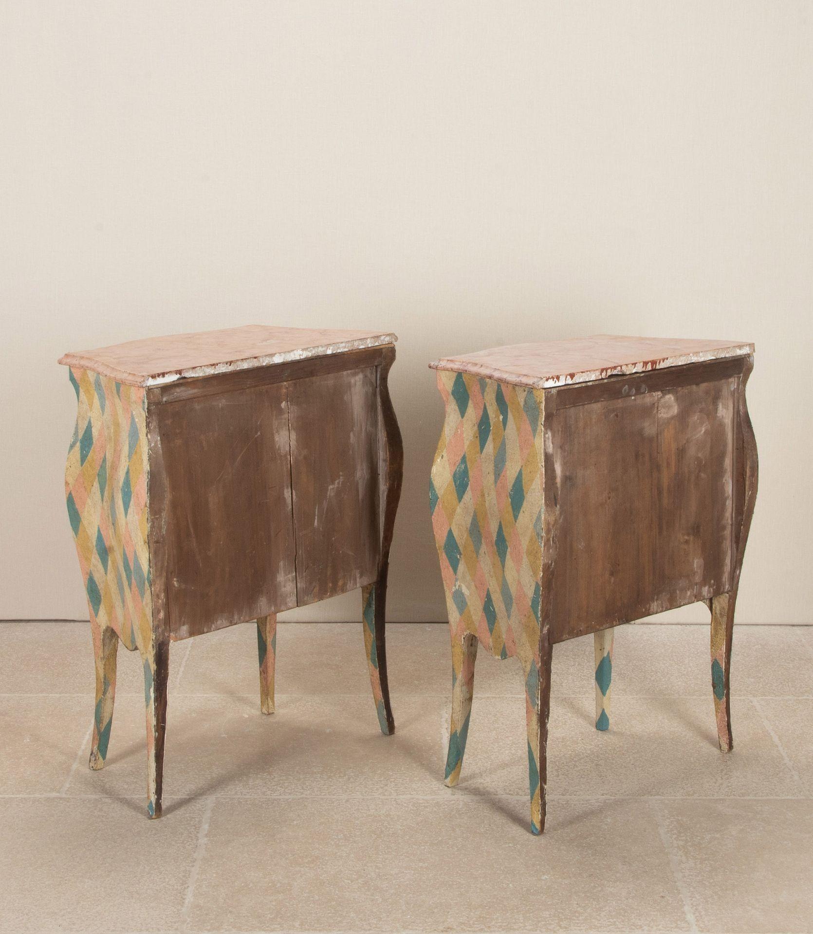 Italian Pair of 19th Century Hand Painted Venetian Bombe Commodes For Sale