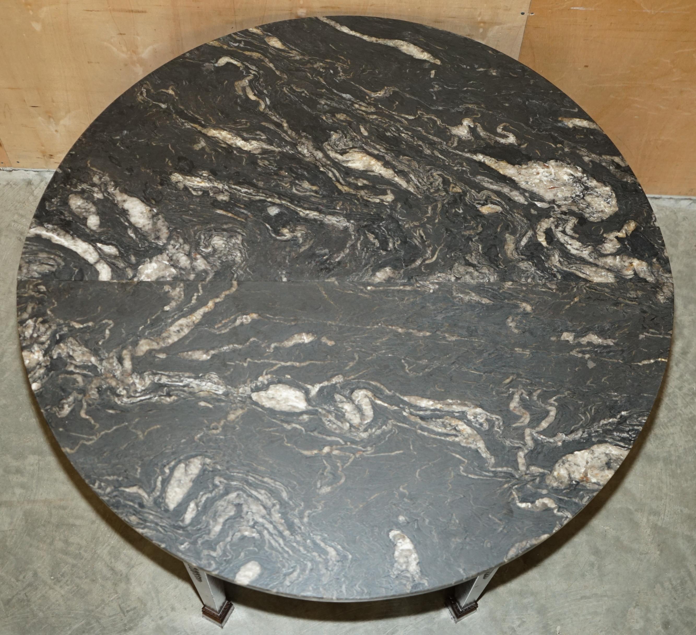 PAIRE DE TABLE DE CONSOLE EN BOIS DUR ADAMS DEMI LUNE WABI-SABI MARBRE DU 19e SIÈCLE en vente 12