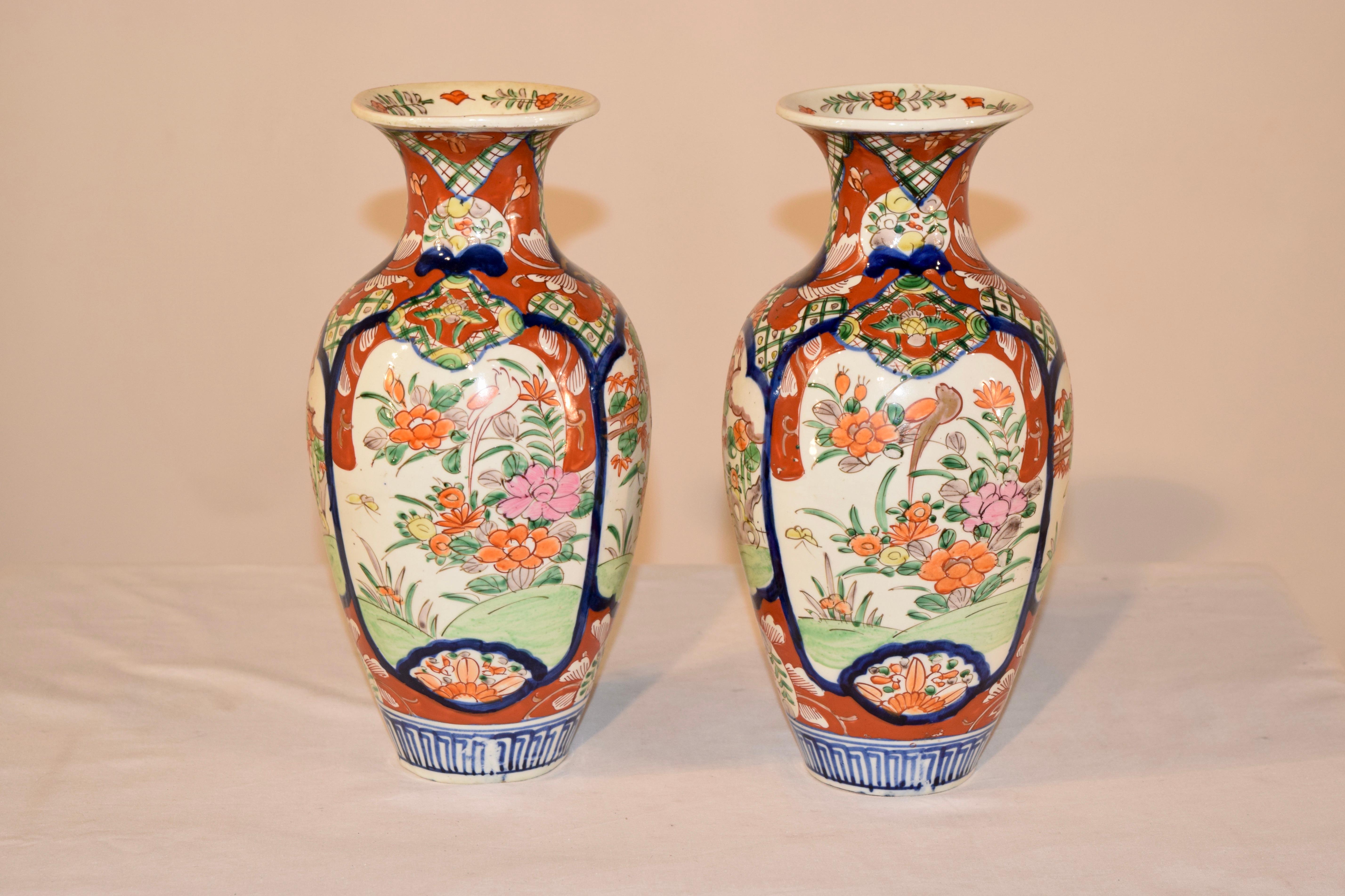 Hand-Painted Pair of 19th Century Imari Vases