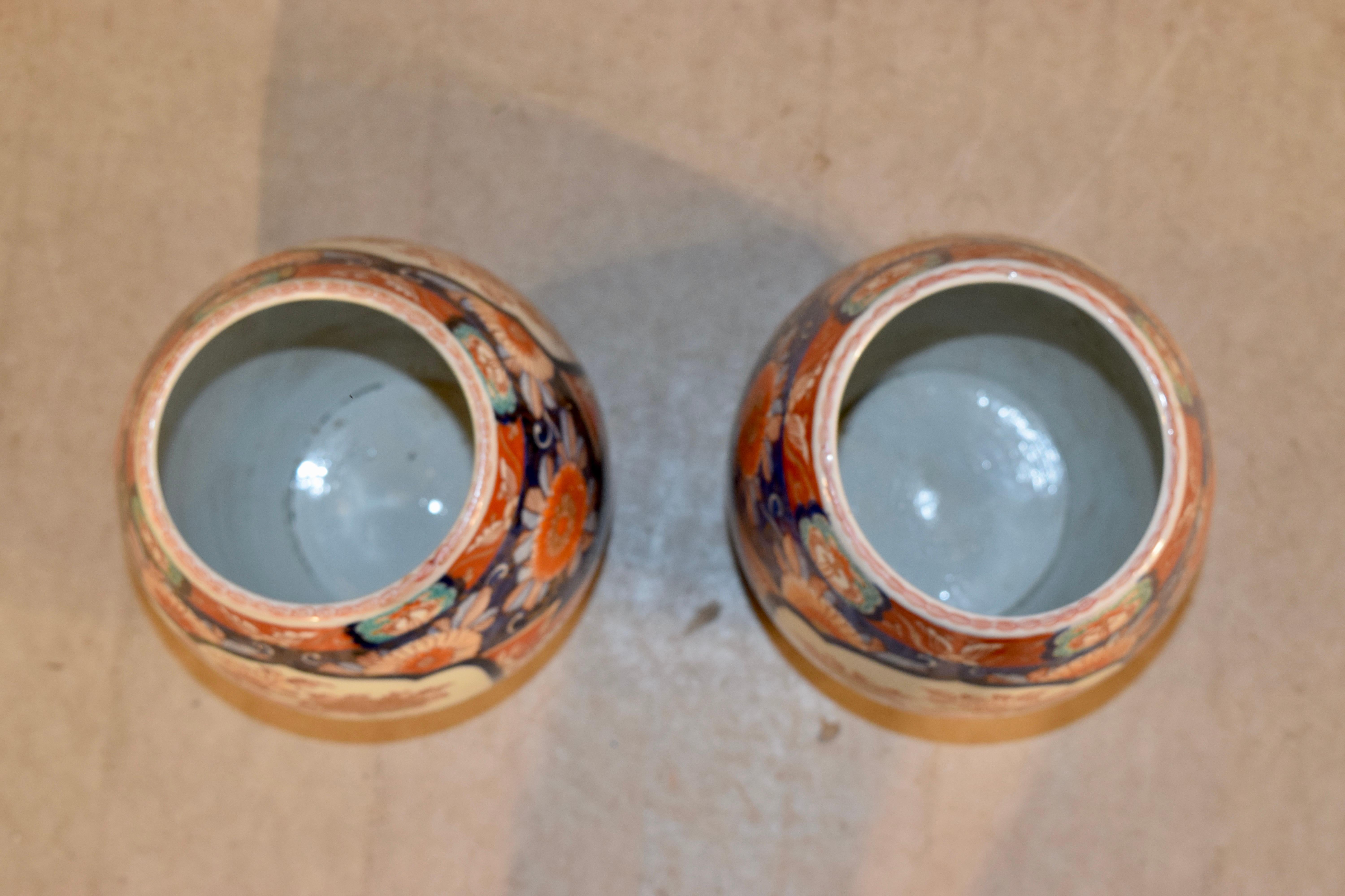 Pair of 19th Century Imari Vases In Good Condition For Sale In High Point, NC