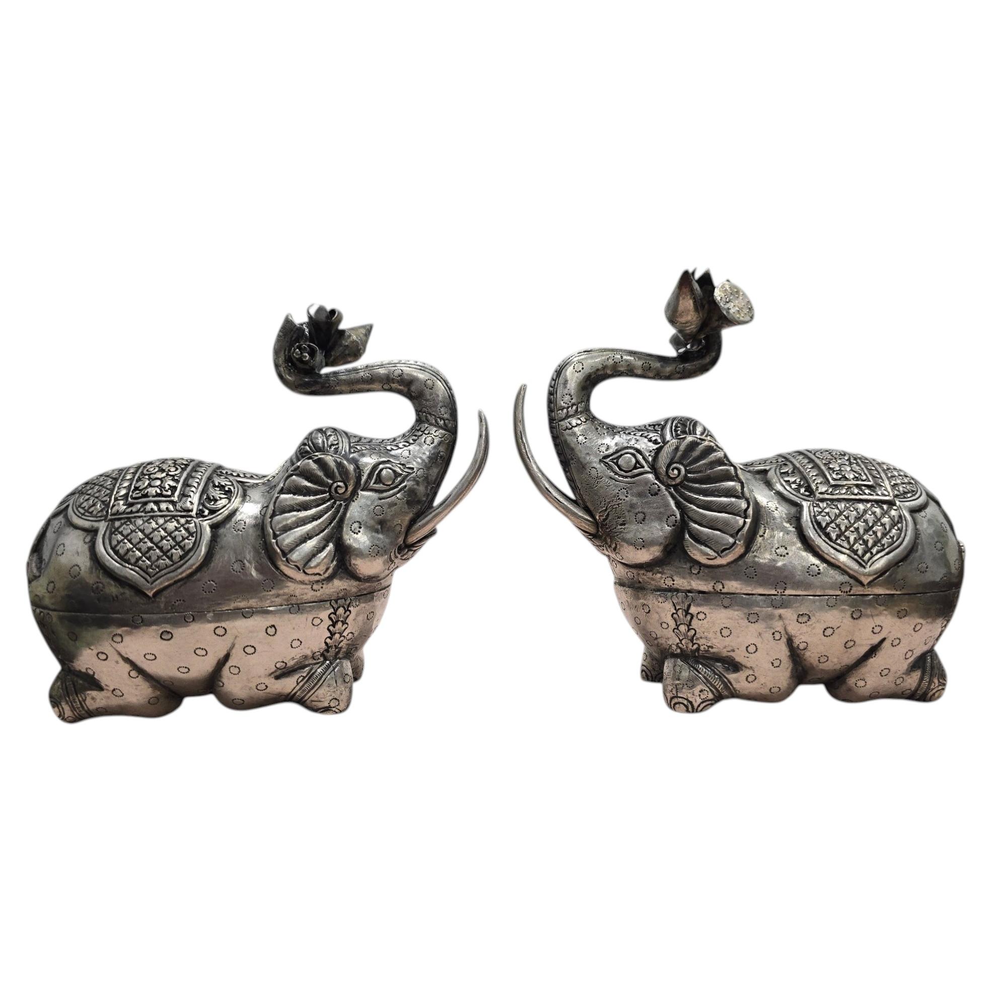 Pair of 19th Century Indian Solid Silver Elephant Boxes with Floral Decoration For Sale