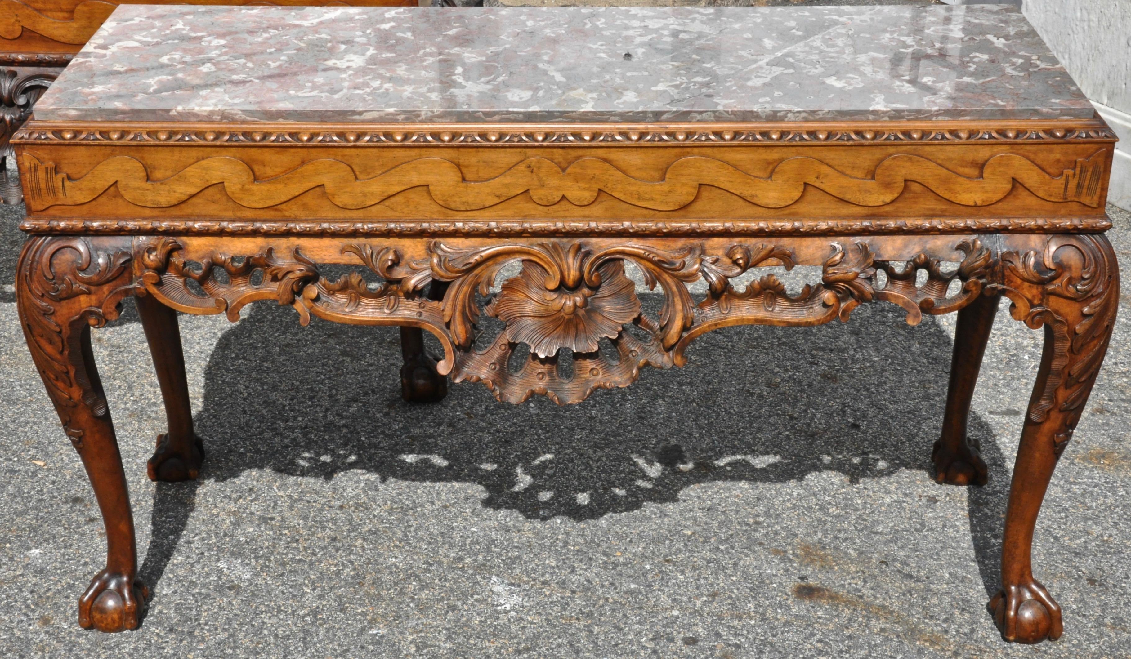Pair of 19th Century Irish Georgian Walnut Console Tables In Good Condition In Essex, MA
