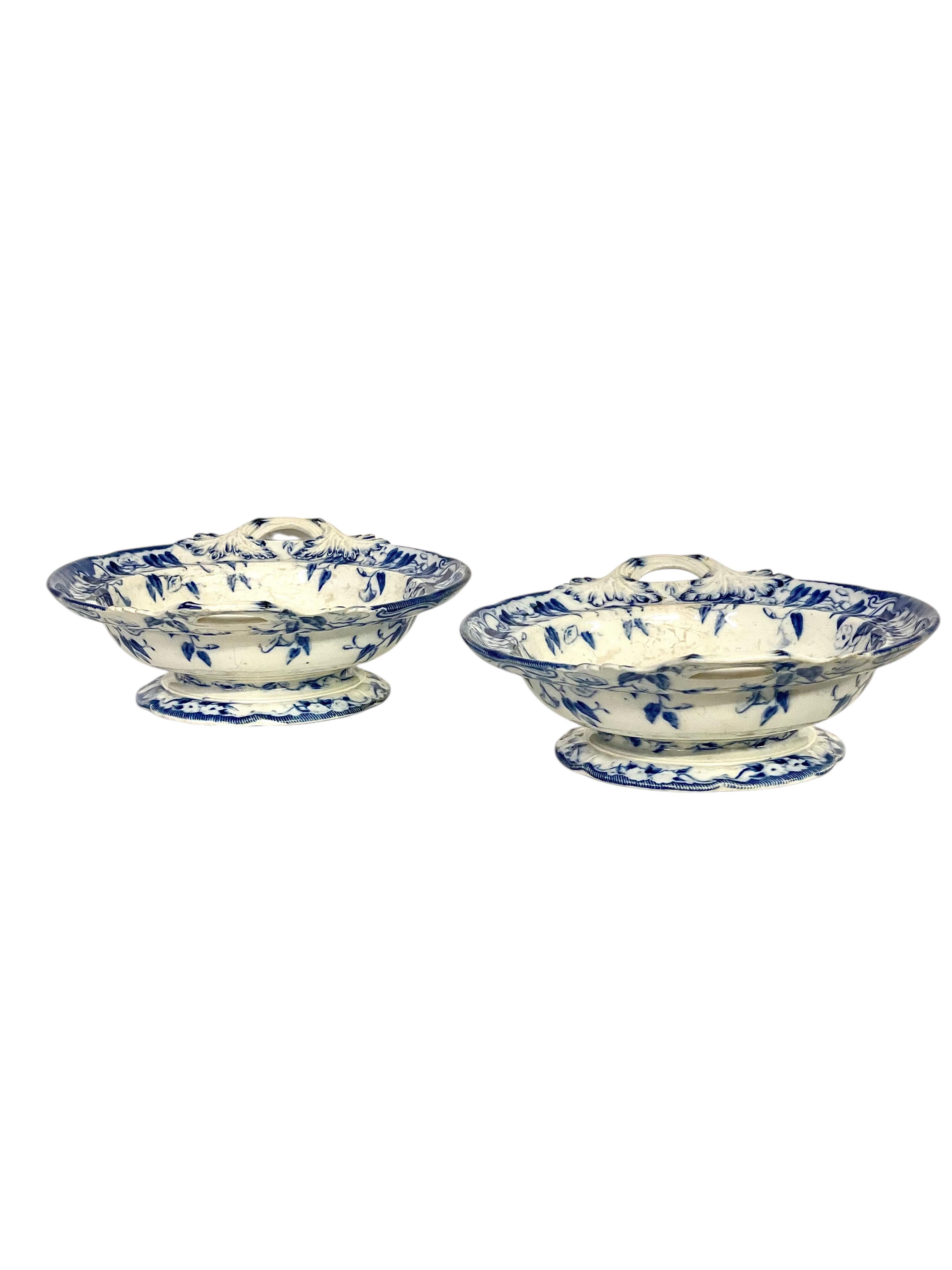 Pareja de compotiers de hierro blanco y azul del siglo XIX, de Creil et Montereau en venta 12