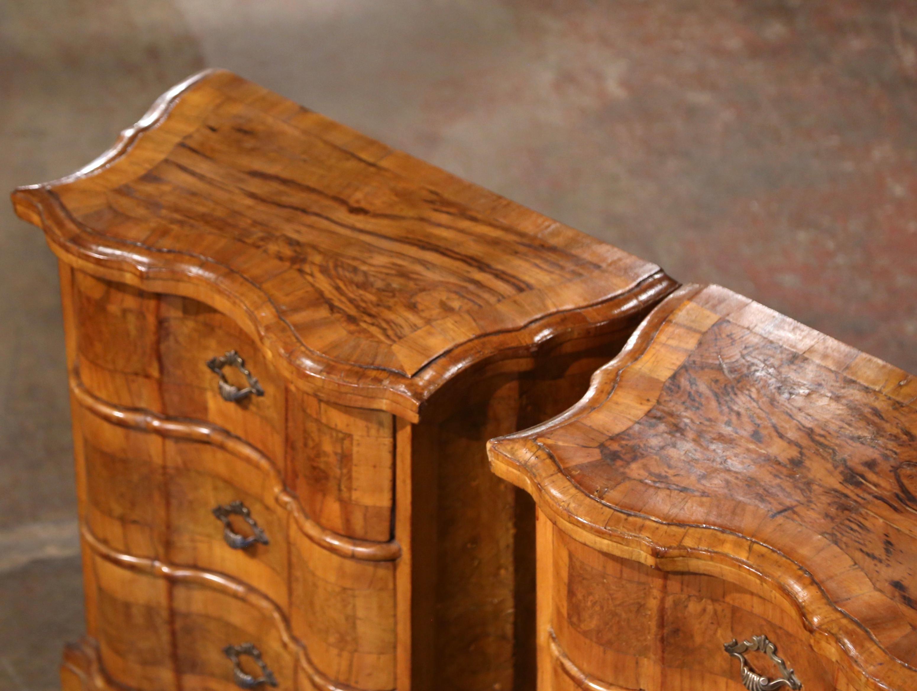 Hand-Carved Pair of 19th Century Italian Baroque Walnut Marquetry Bedside Tables Nightstands