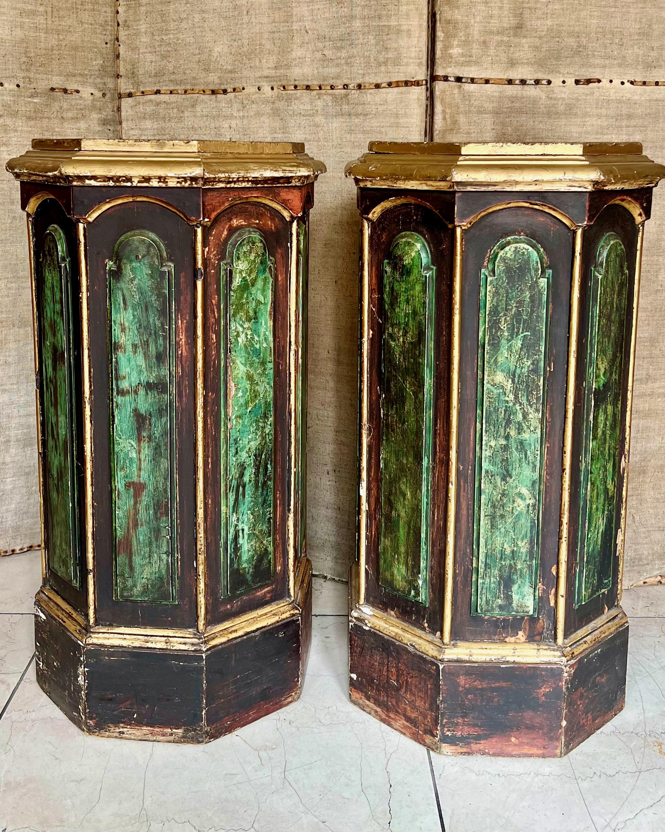 Gold Pair of 19th century Italian Bust Stands/Pedestals For Sale