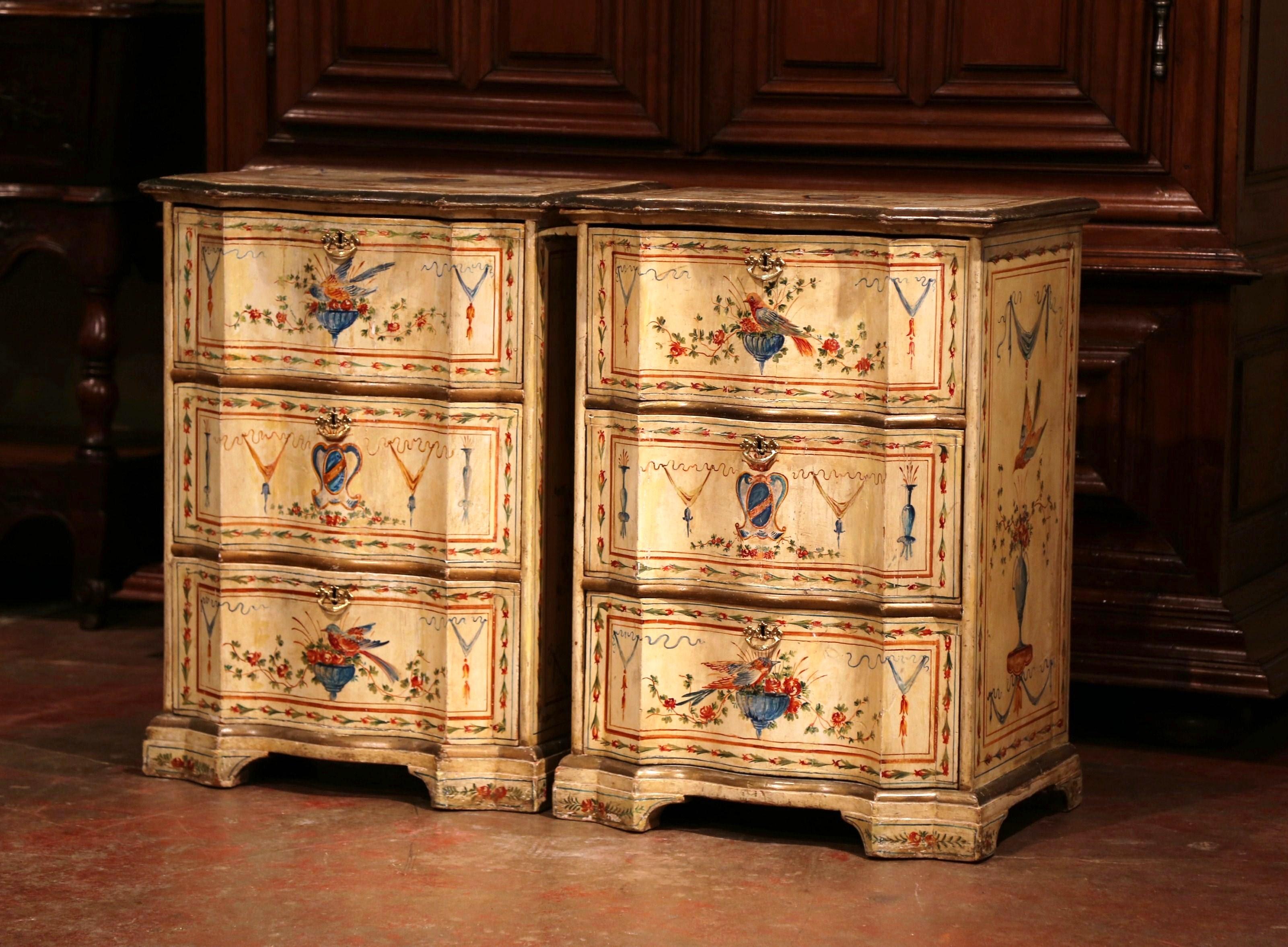 Pine Pair of 19th Century Italian Carved Painted Chests of Drawers with Bird Decor