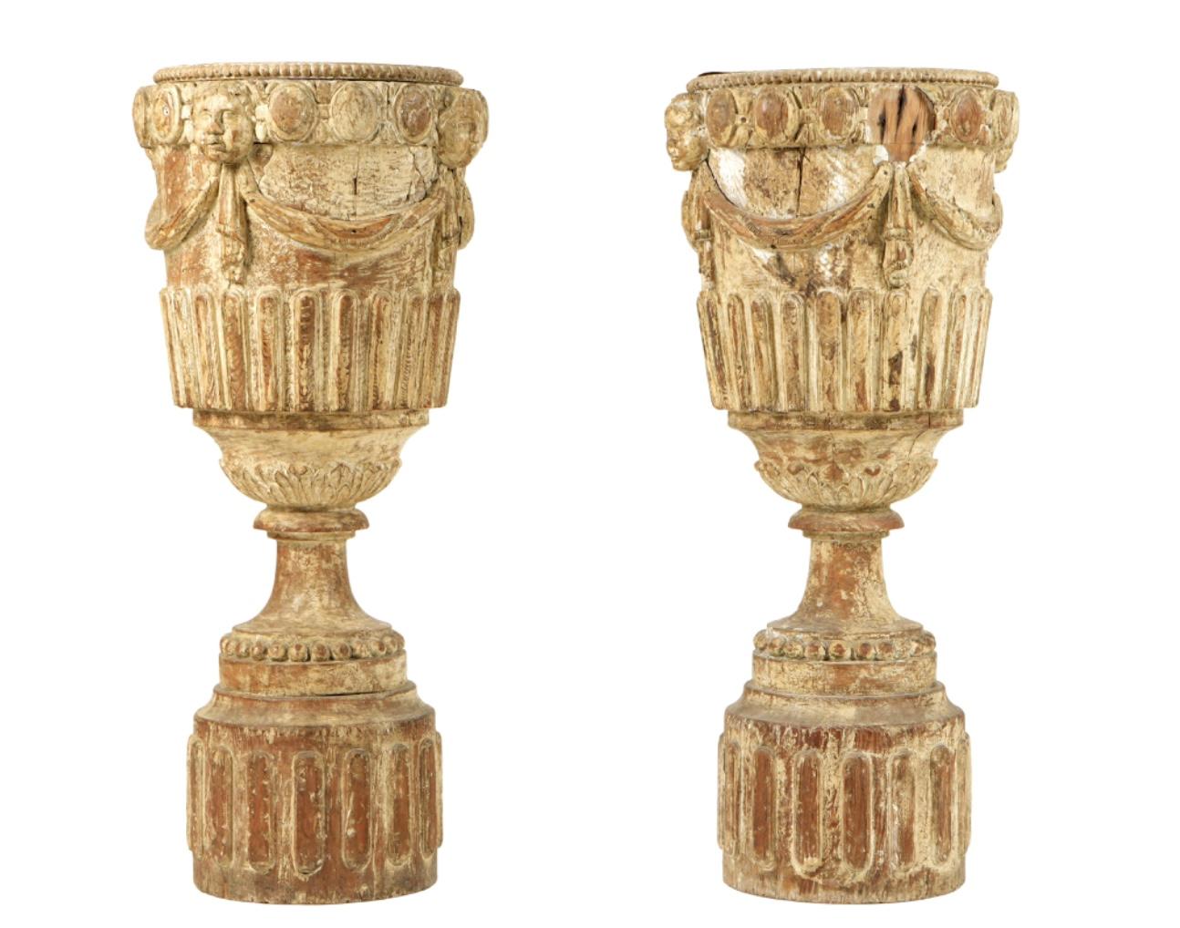 Neoclassical Pair of 19th Century Italian Carved Pedestals For Sale