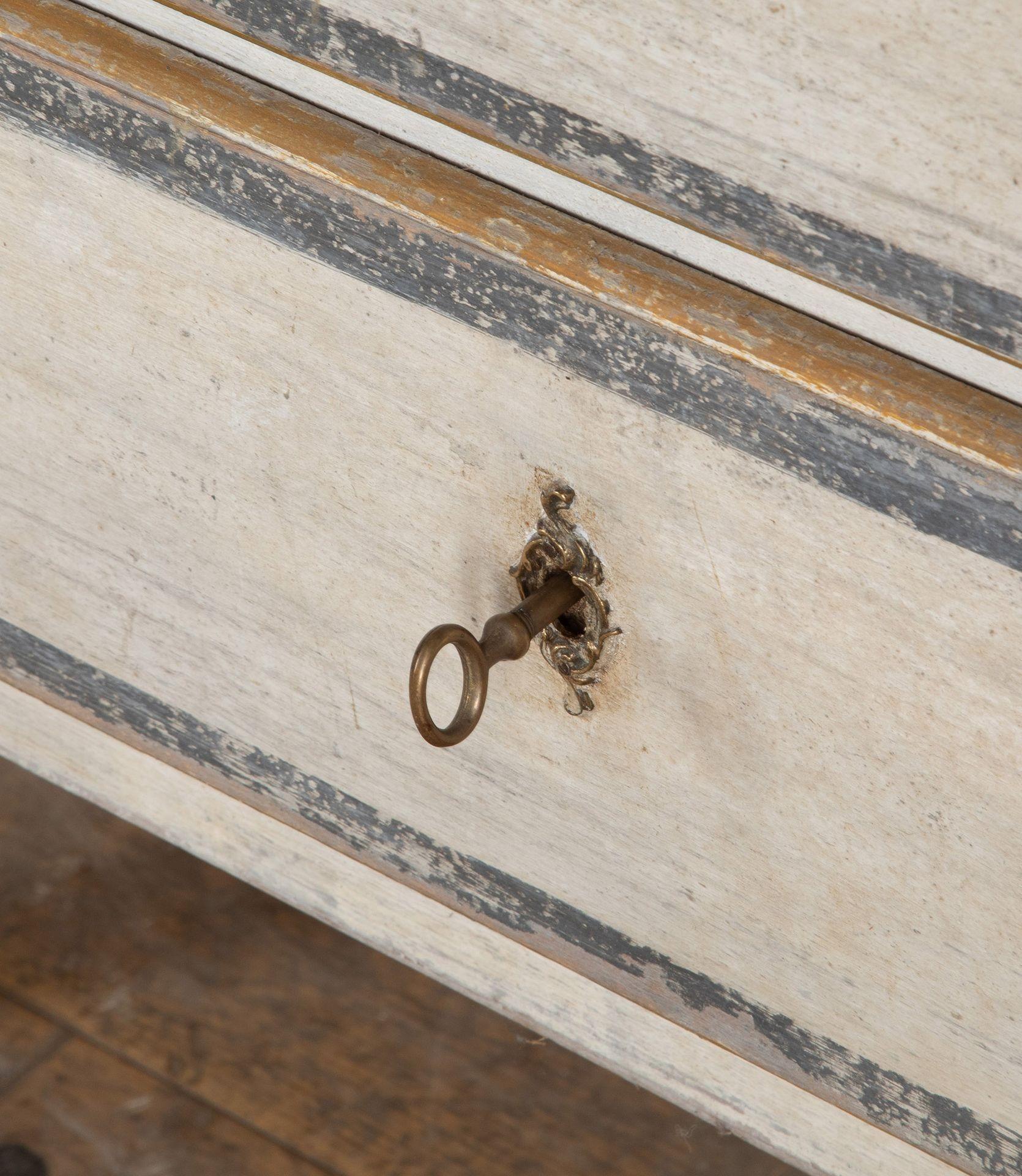 Legno Coppia di commodes italiane del XIX secolo in vendita