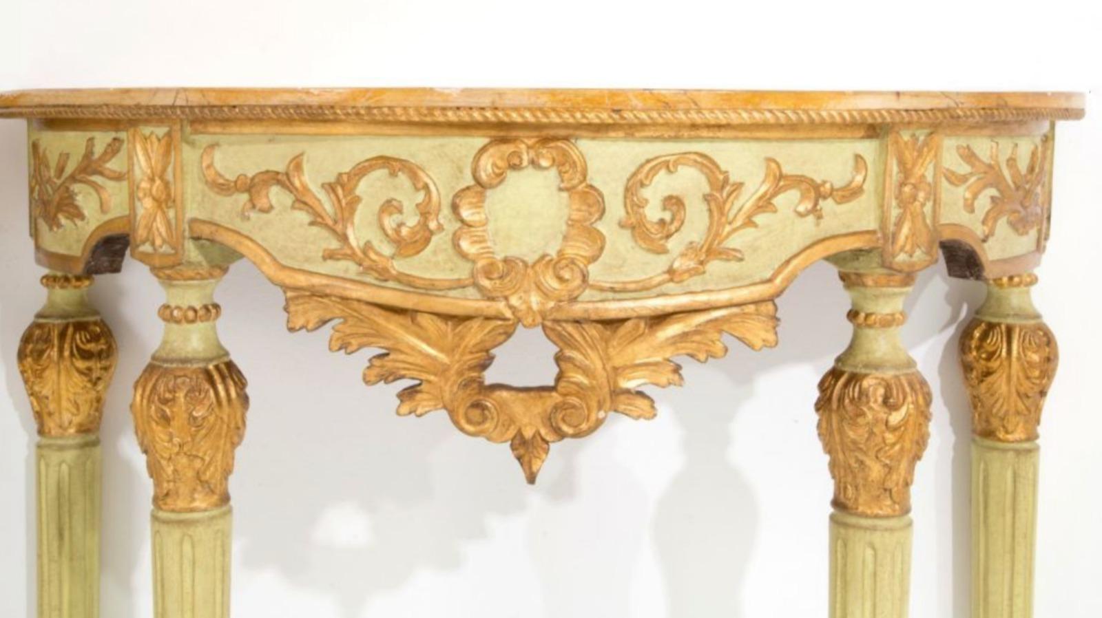 Hand-Crafted Pair of 19th Century Italian Console Tables For Sale