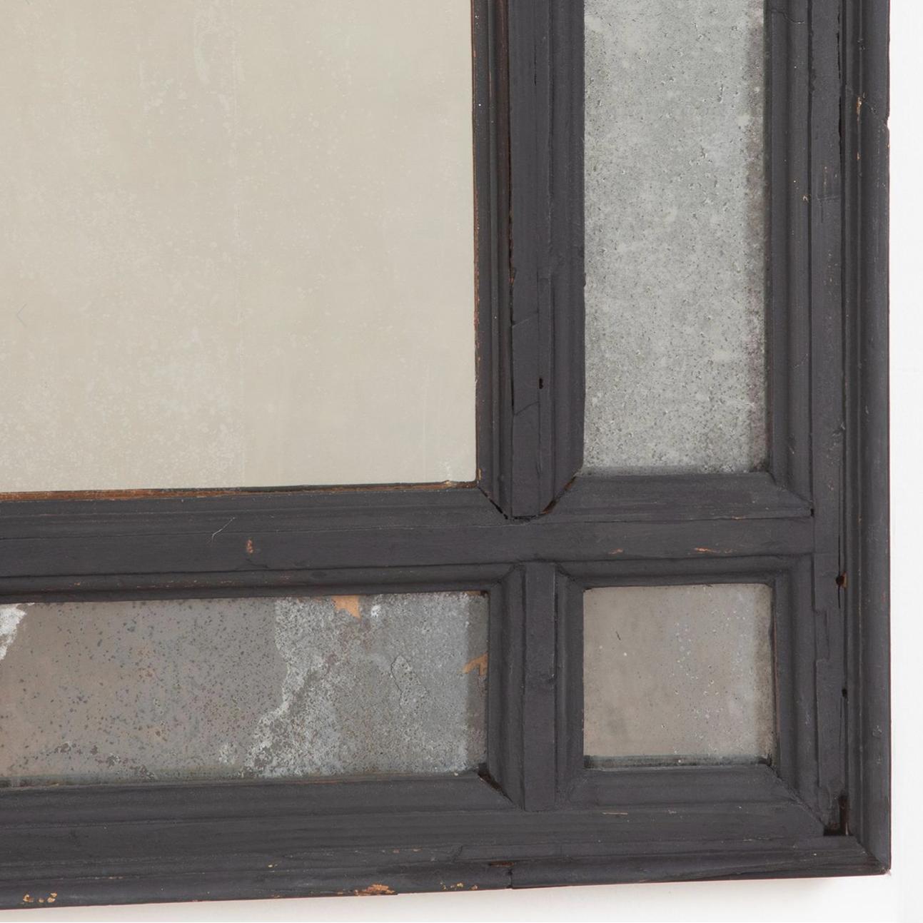 Baroque Pair of 19th Century Italian Ebonised Mirrors For Sale