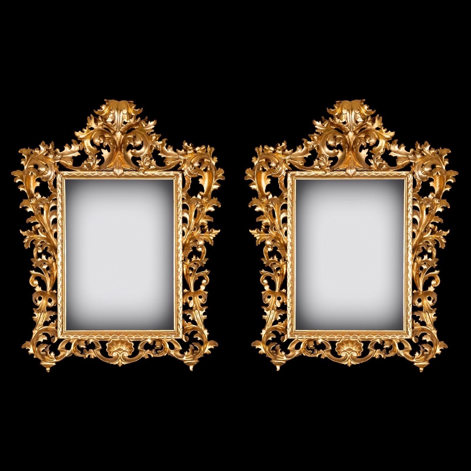 Paire de miroirs muraux 