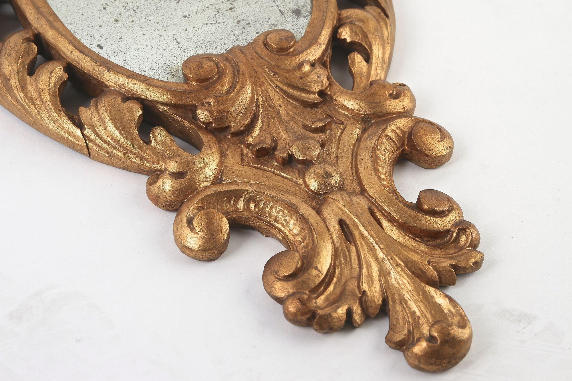 Pair Of 19th Century Italian Gilt Wall Mirrors, Handcarved - IT ca. 1850 en venta 6