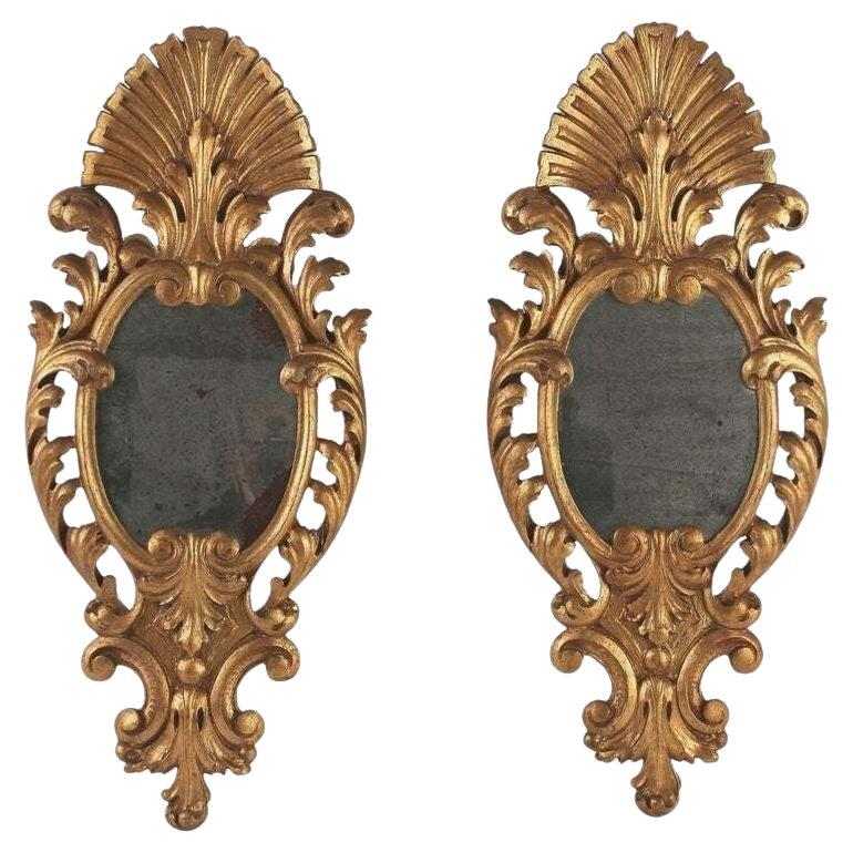 Pair Of 19th Century Italian Gilt Wall Mirrors, Handcarved - IT ca. 1850 en venta