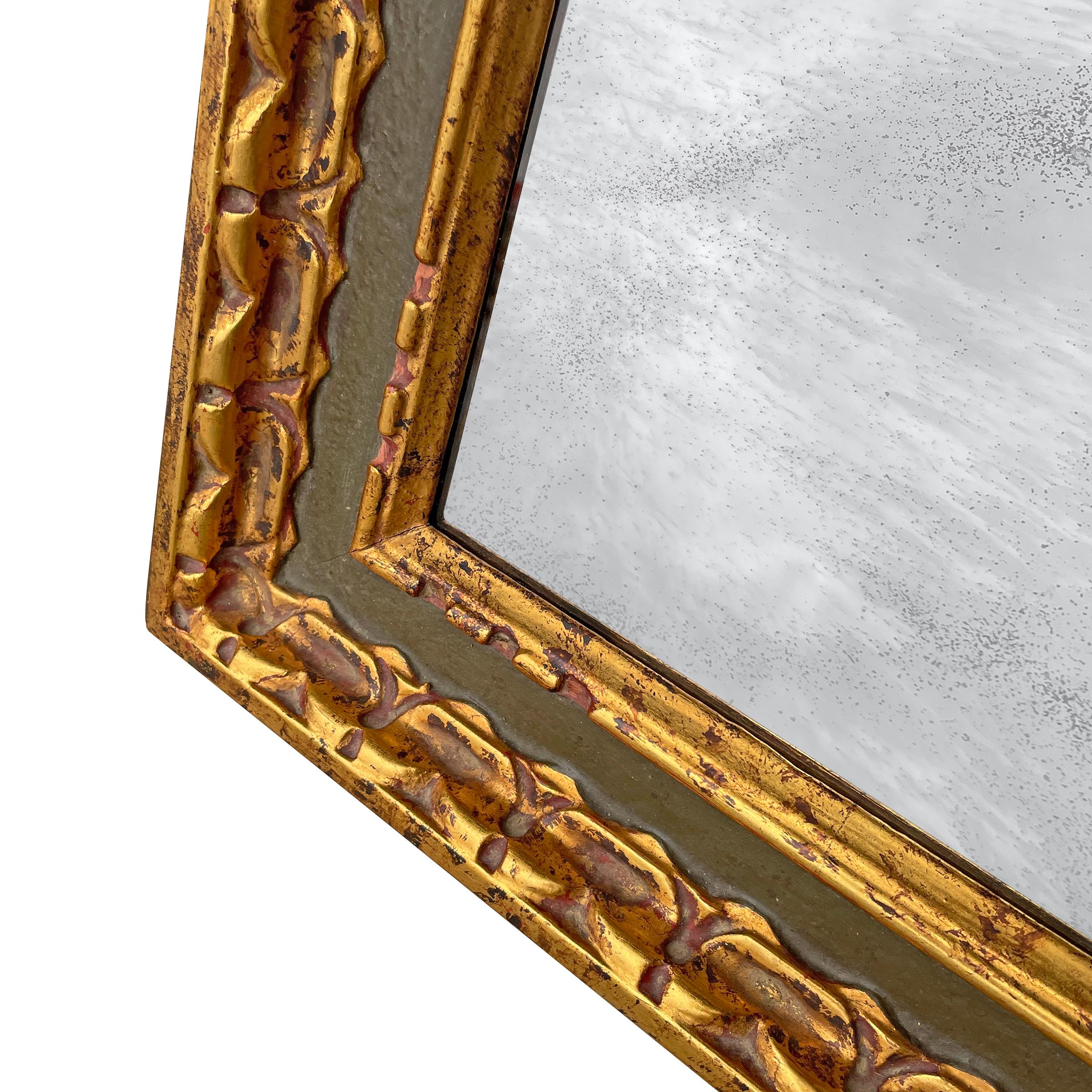 Ein Paar italienische gerahmte Spiegel aus vergoldetem Holz aus dem 19. Jahrhundert im Angebot 2