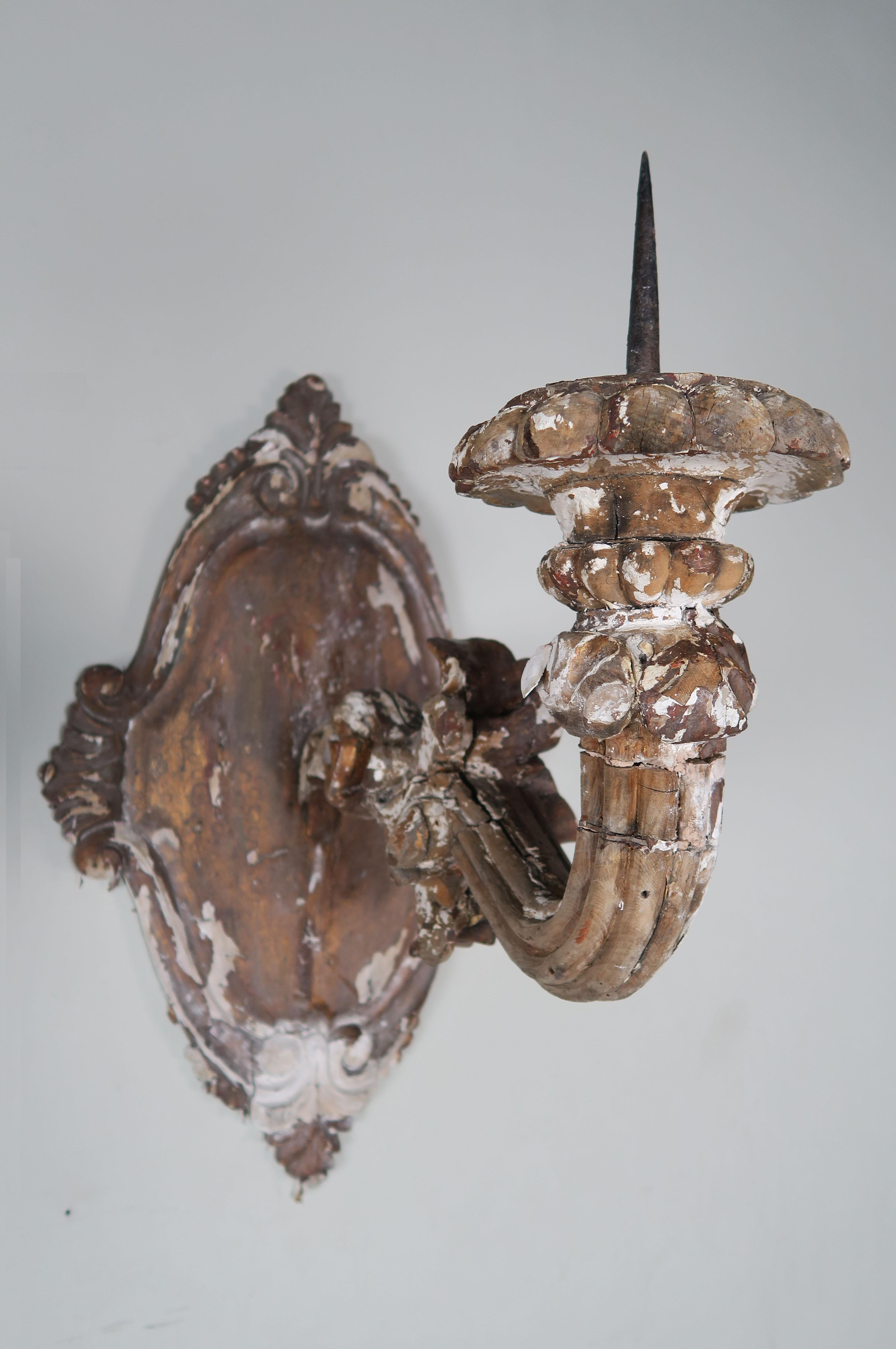 Pair of 19th Century Italian Giltwood Candle Sconces 2