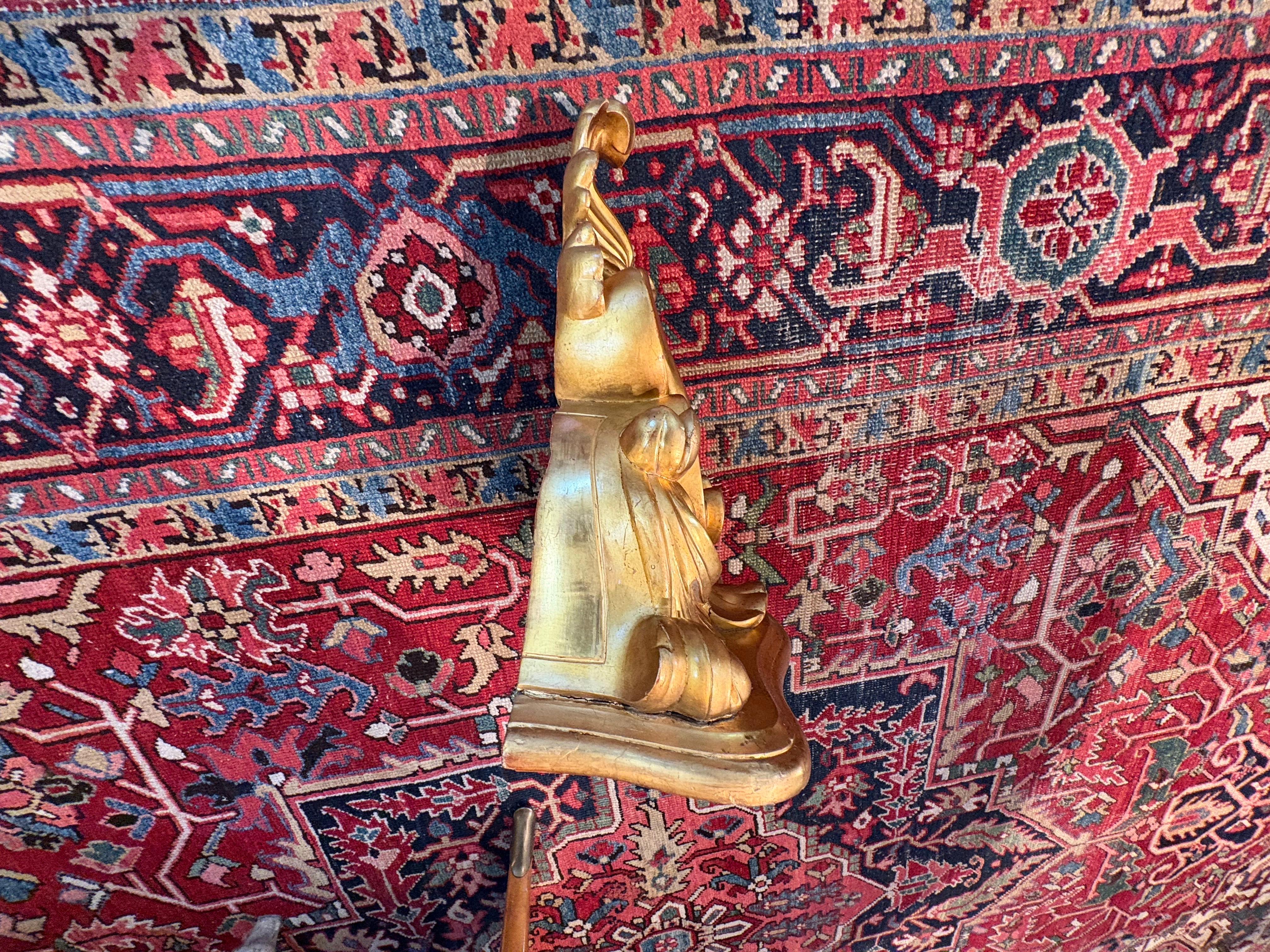 XIXe siècle Paire de consoles murales italiennes en bois doré du 19e siècle en vente