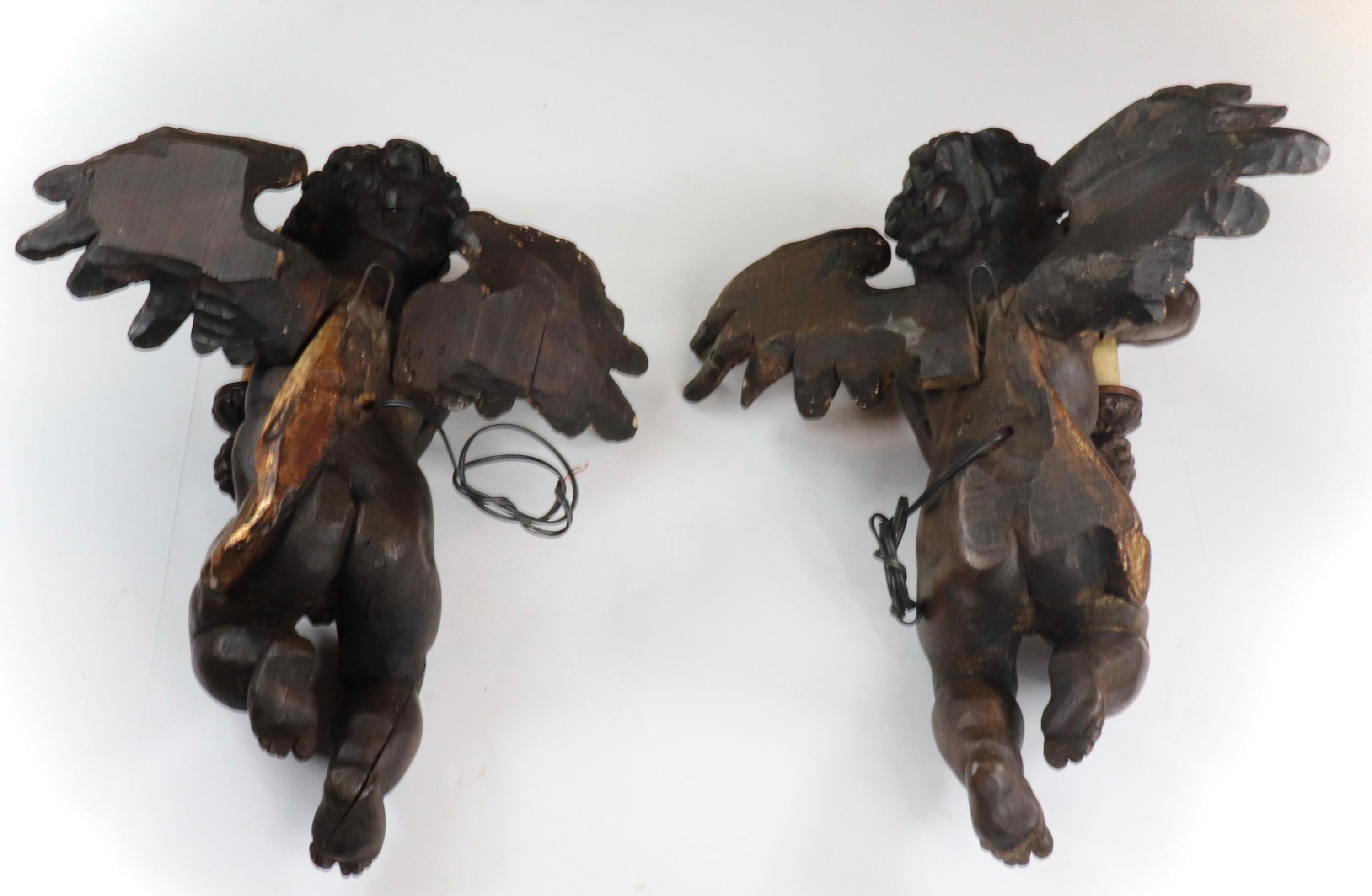Pair of 19th Century Italian Hand Carved Angel Cherub Sconces For Sale 6
