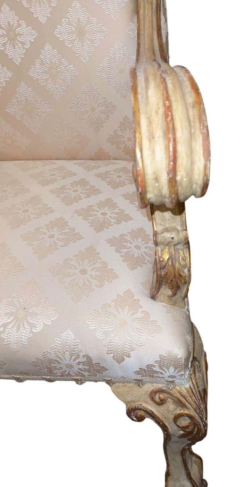 Pair of 19th Century Italian Hand Carved Armchairs. en venta 2