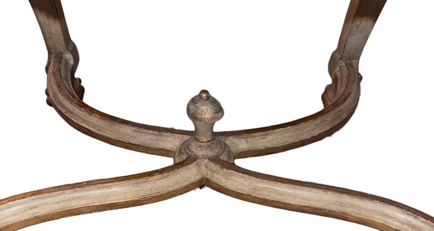 Pair of 19th Century Italian Hand Carved Armchairs. en venta 3