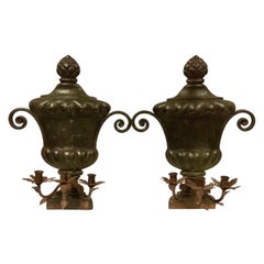 Coppia di appliques in ferro del XIX secolo