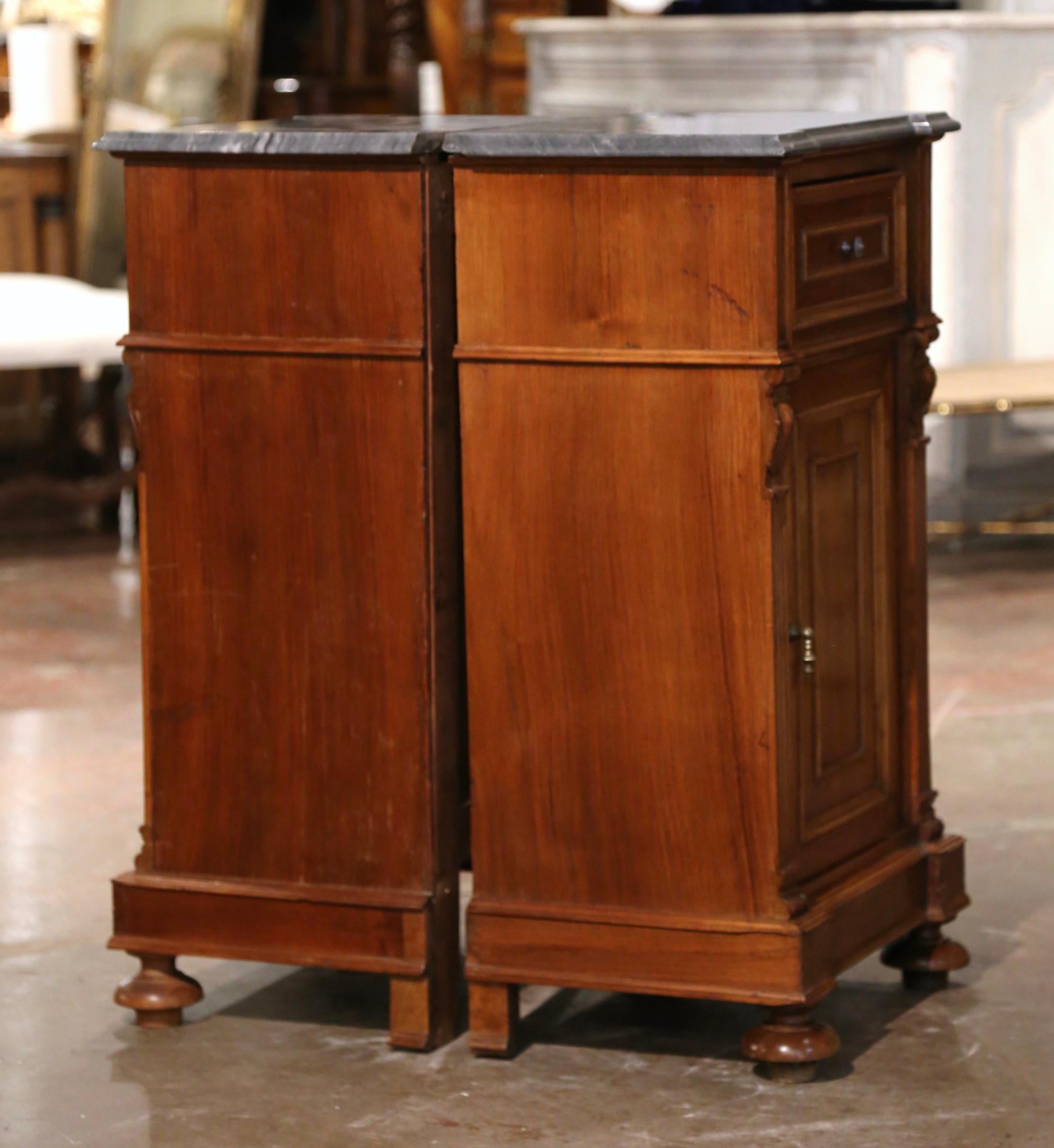 Pair of 19th Century Italian Louis Philippe Grey Marble Top Walnut Nightstands For Sale 7