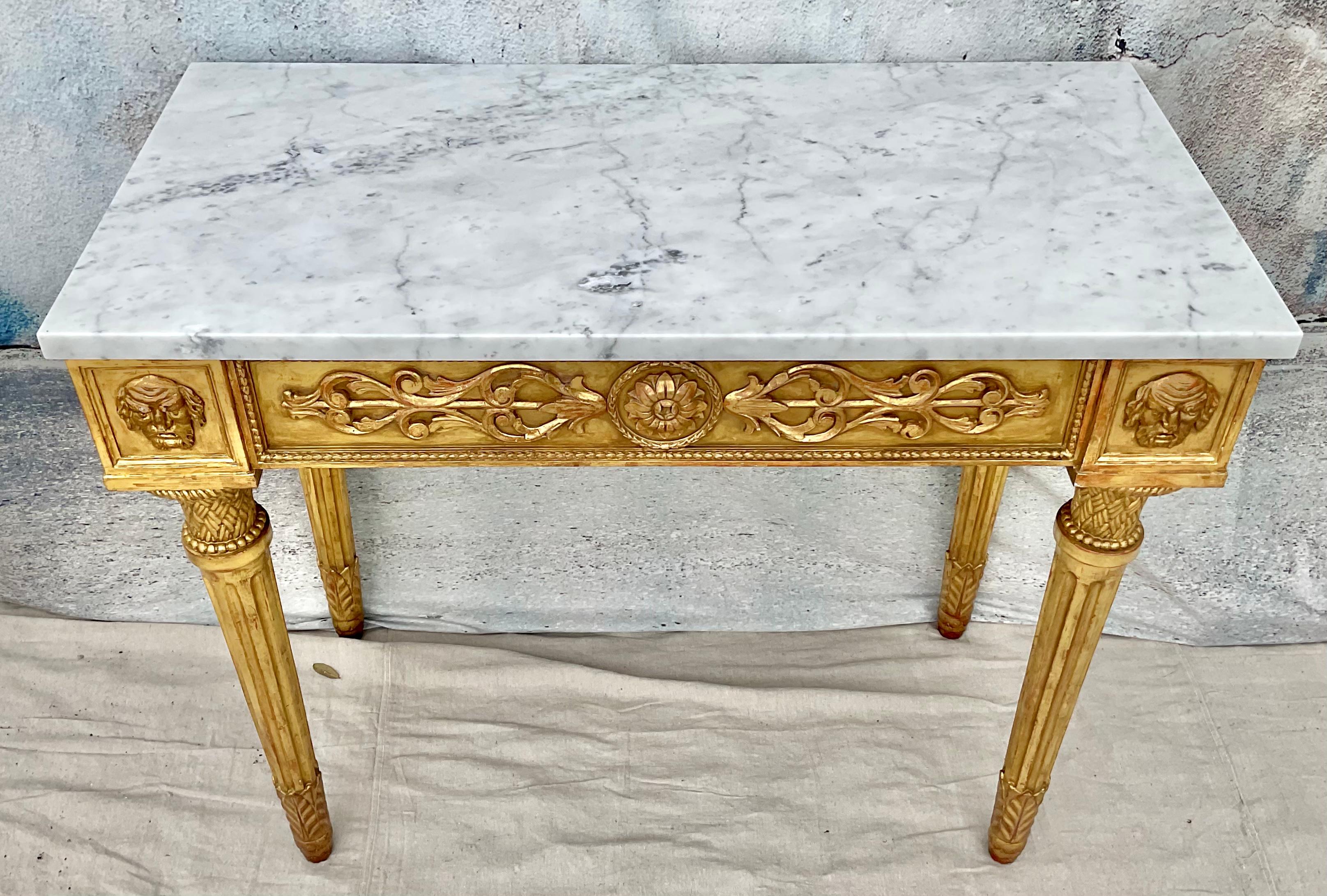 Pair Of 19th Century Italian Neoclassical Giltwood Console table With Marble Top For Sale 7