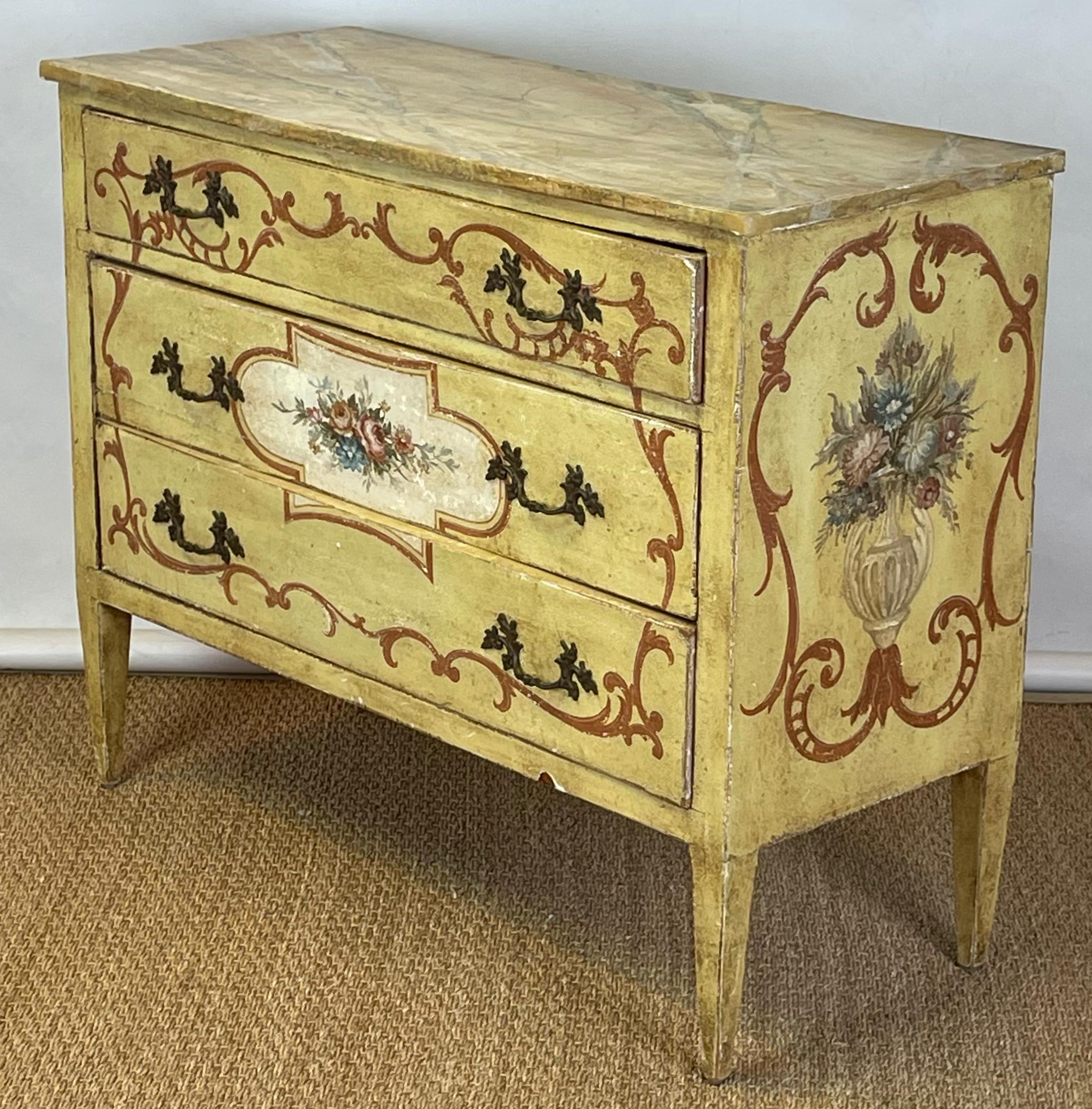 Pair of 19th Century Italian Paint Decorated Commodes or Chests For Sale 3