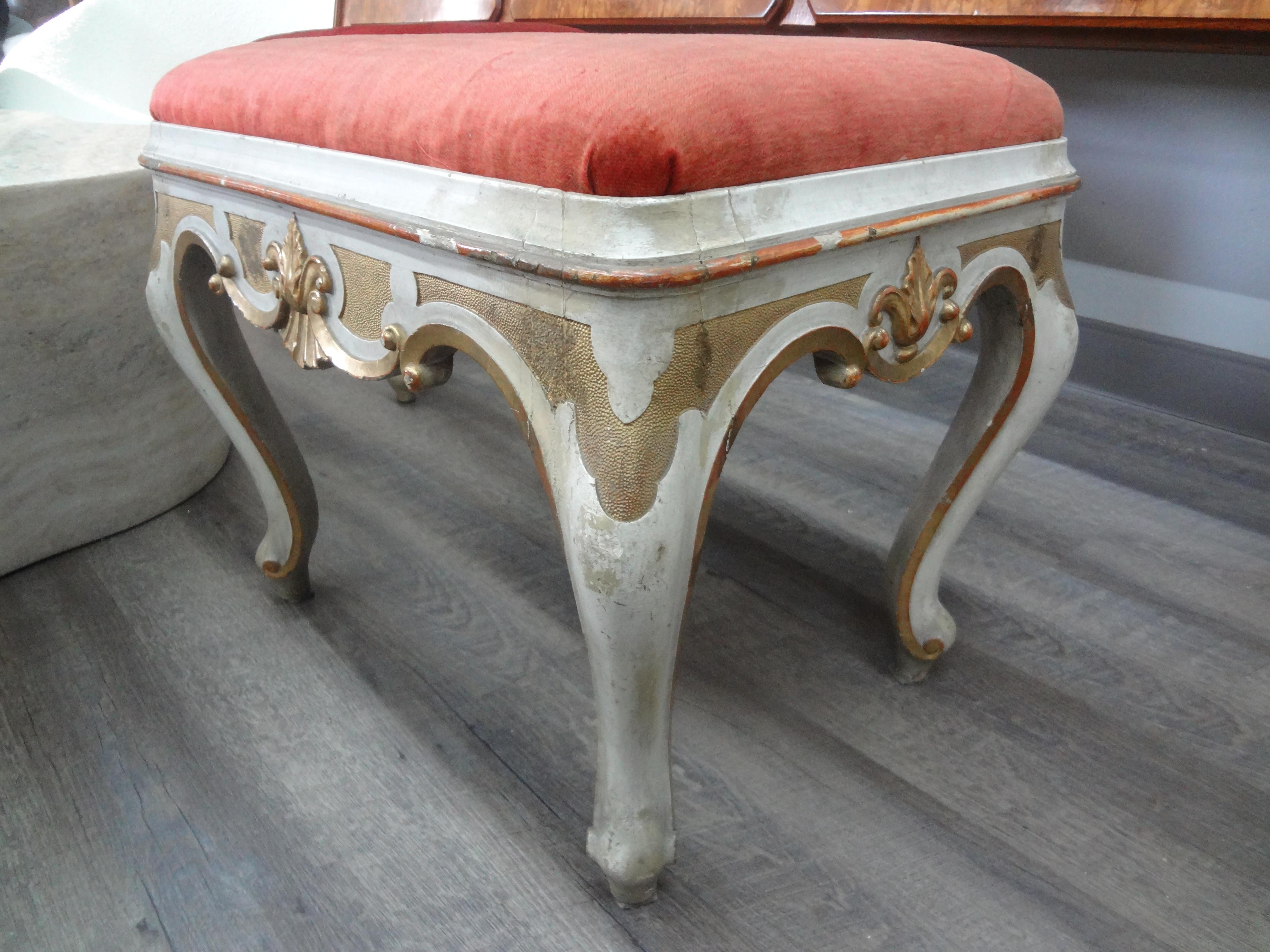Pair of 19th Century Italian Painted and Gilt Ottomans For Sale 3