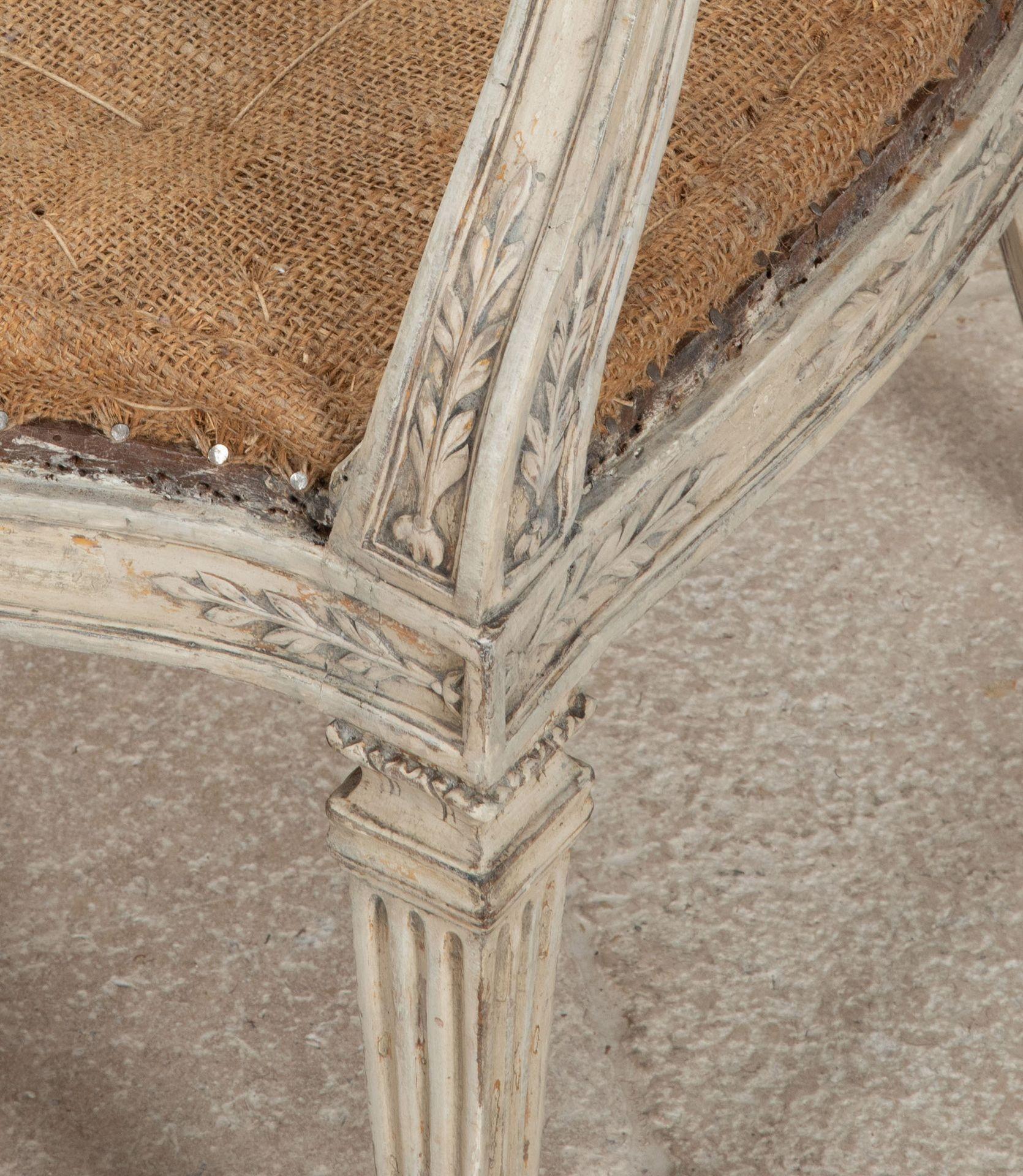 Pair of 19th Century Italian Painted Armchairs im Angebot 3