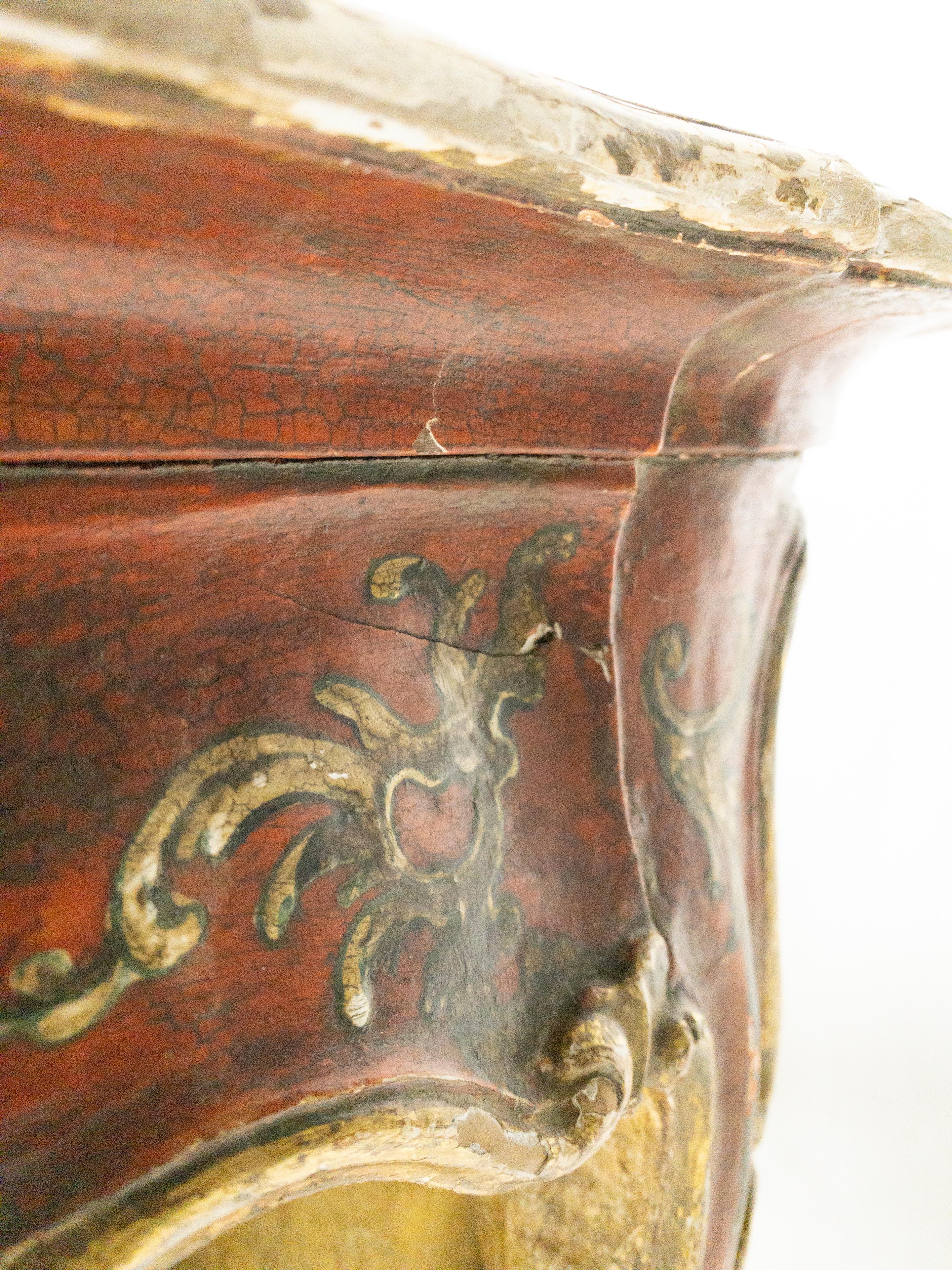 Pair of 19th Century Italian Painted Chests For Sale 12