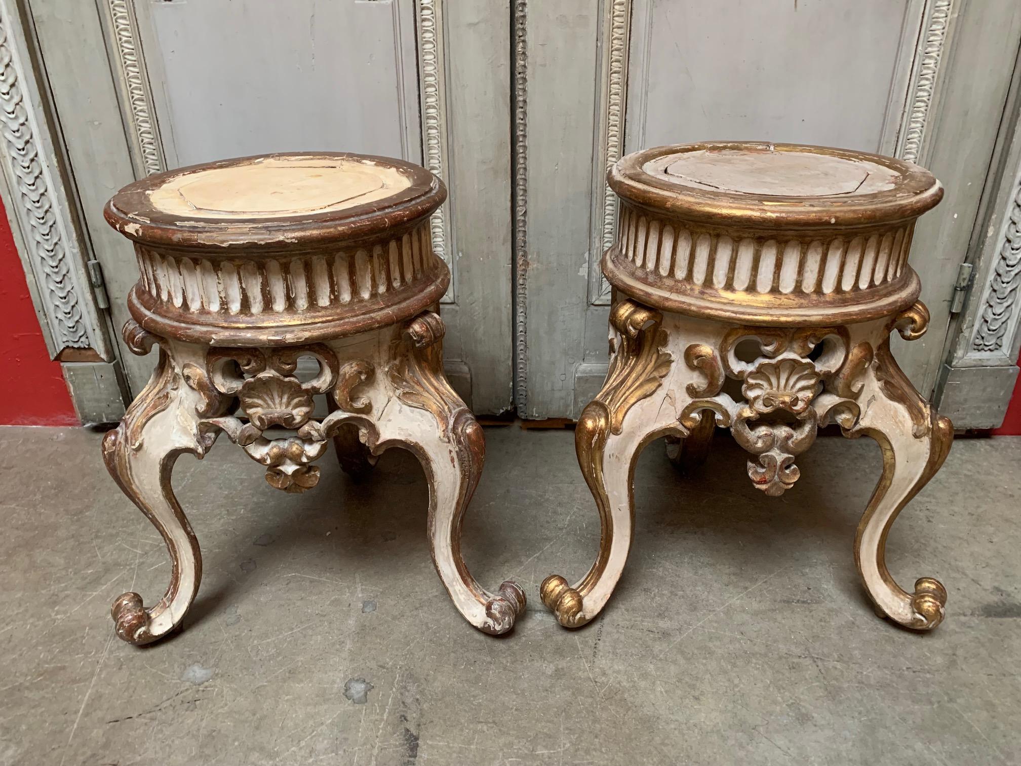 Rococo Pair of 19th Century Italian Parcel Gilt and Painted Jardiniere Stands