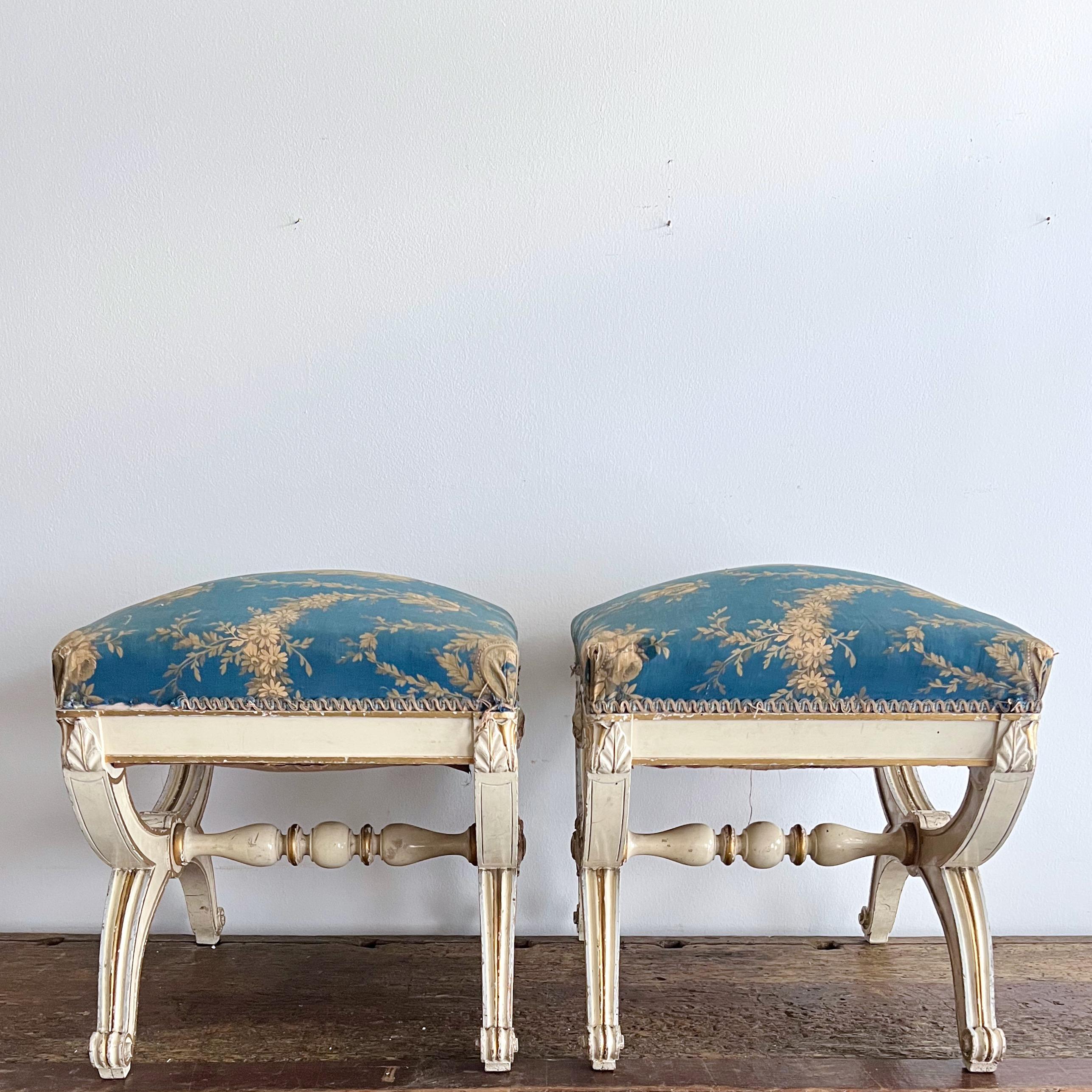 Fabric Pair of 19th century Italian Polychrome and Parcel-Gilt Curule Stools For Sale