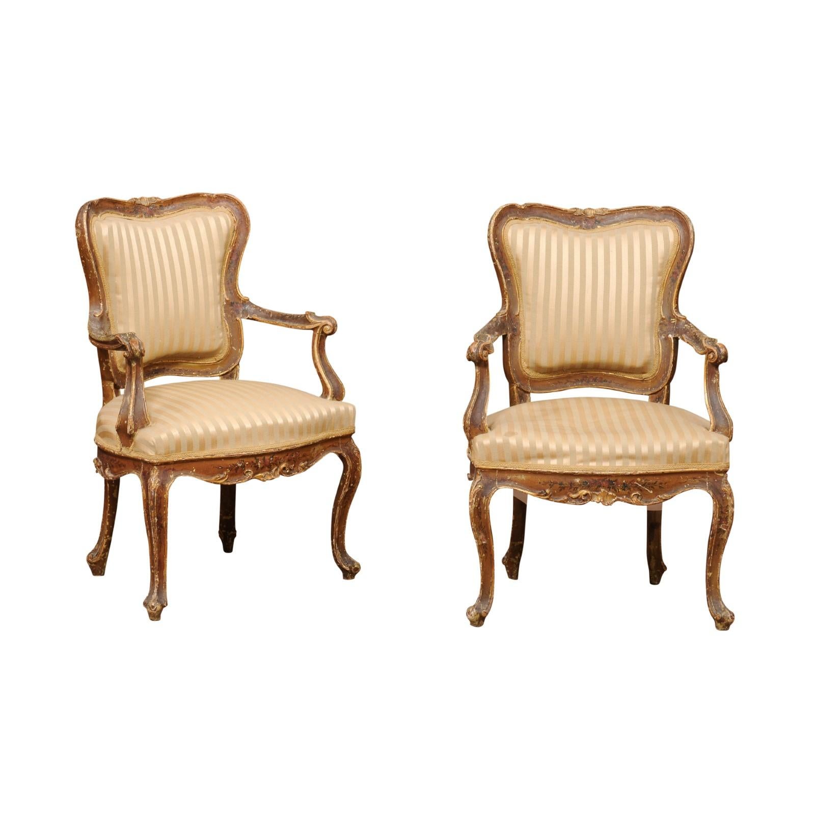 Rococo Paire de fauteuils peints rococo italiens du 19e siècle en vente
