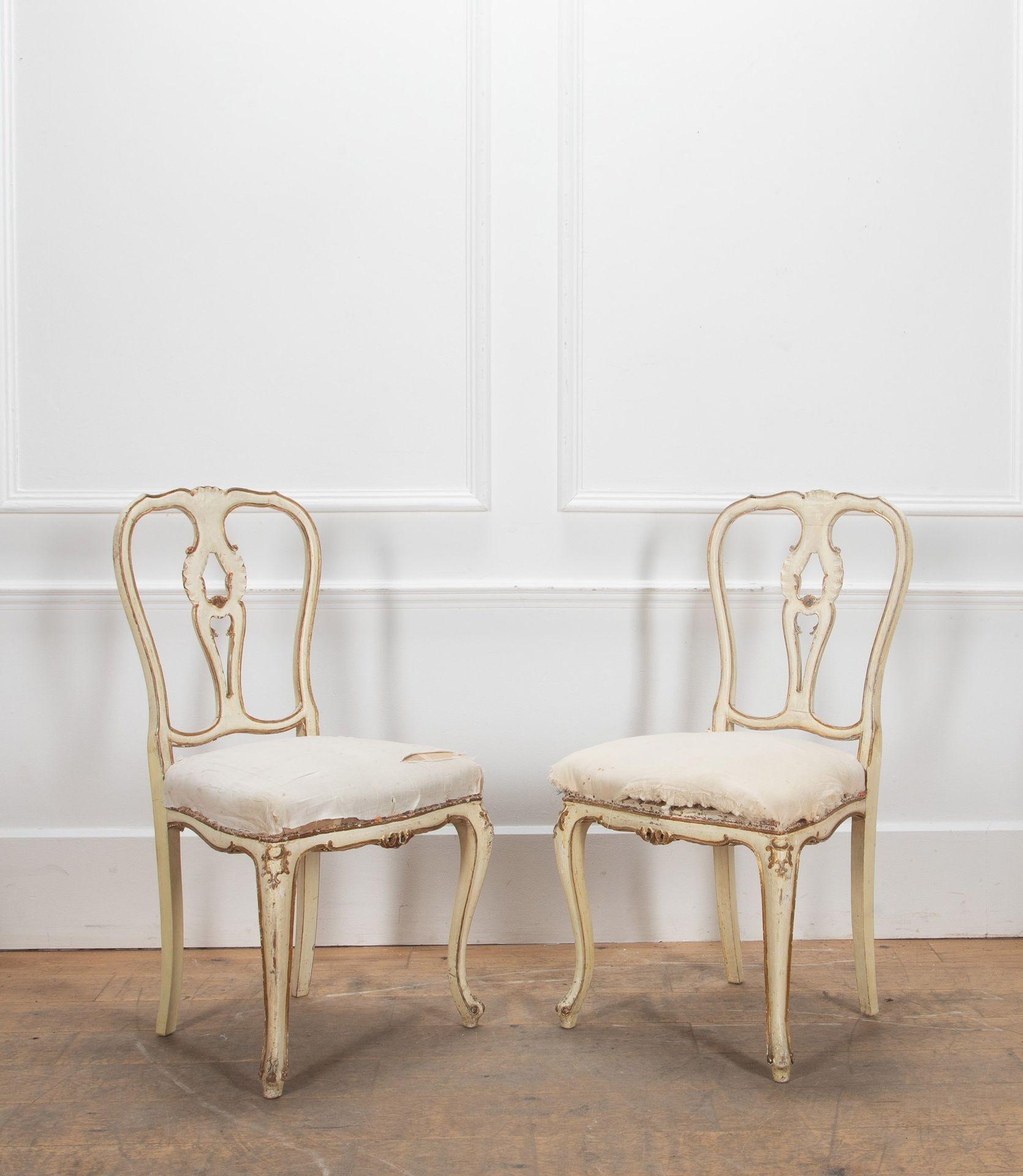 Paire de chaises d'appoint italiennes du 19e siècle Bon état - En vente à Gloucestershire, GB