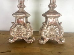 Pareja de candelabros italianos de plata dorada del siglo XIX