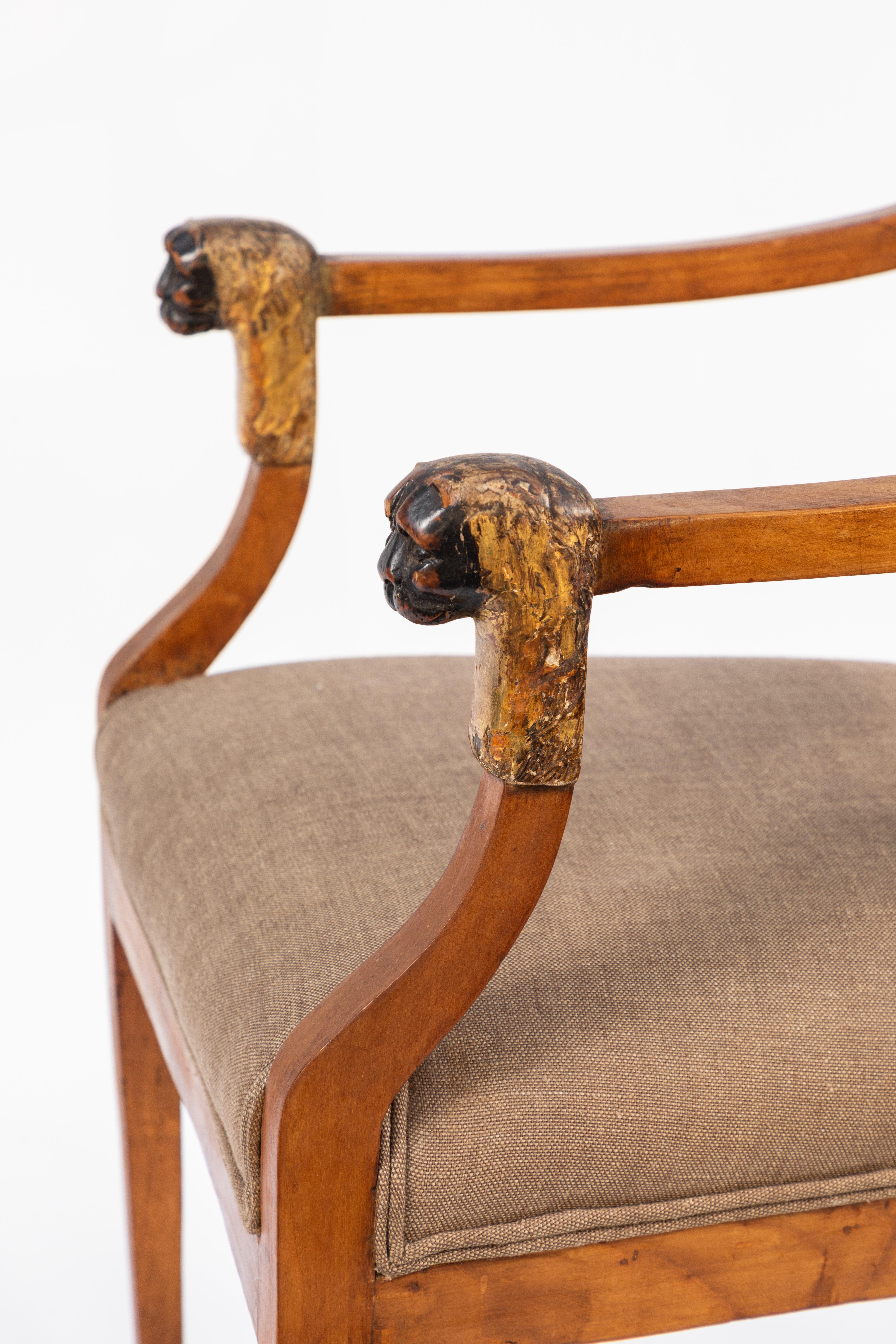 Paire de fauteuils italiens du 19ème siècle en noyer en vente 1