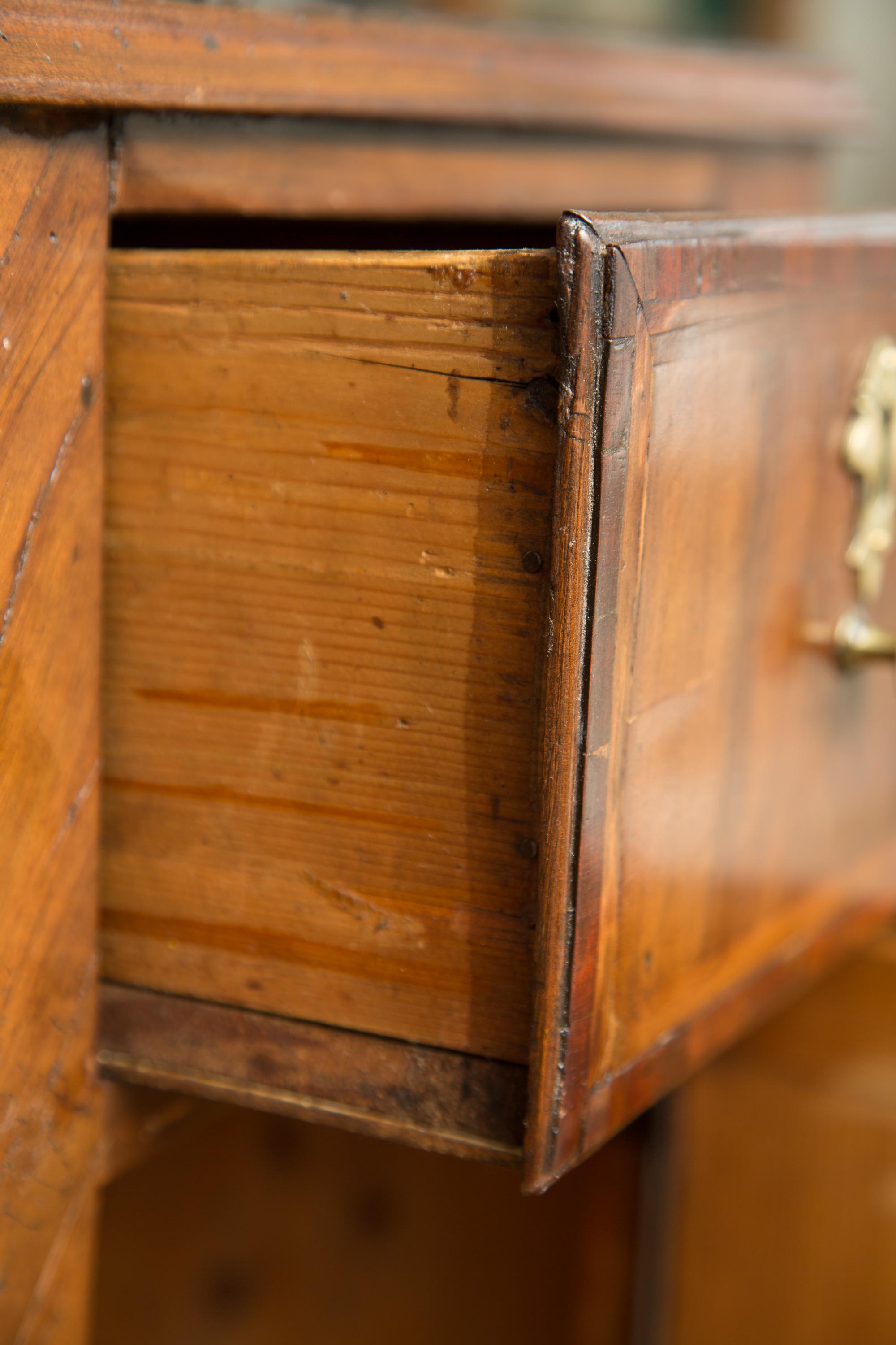Woodwork Pair of 19th Century Italian Walnut Bedside Cabinets